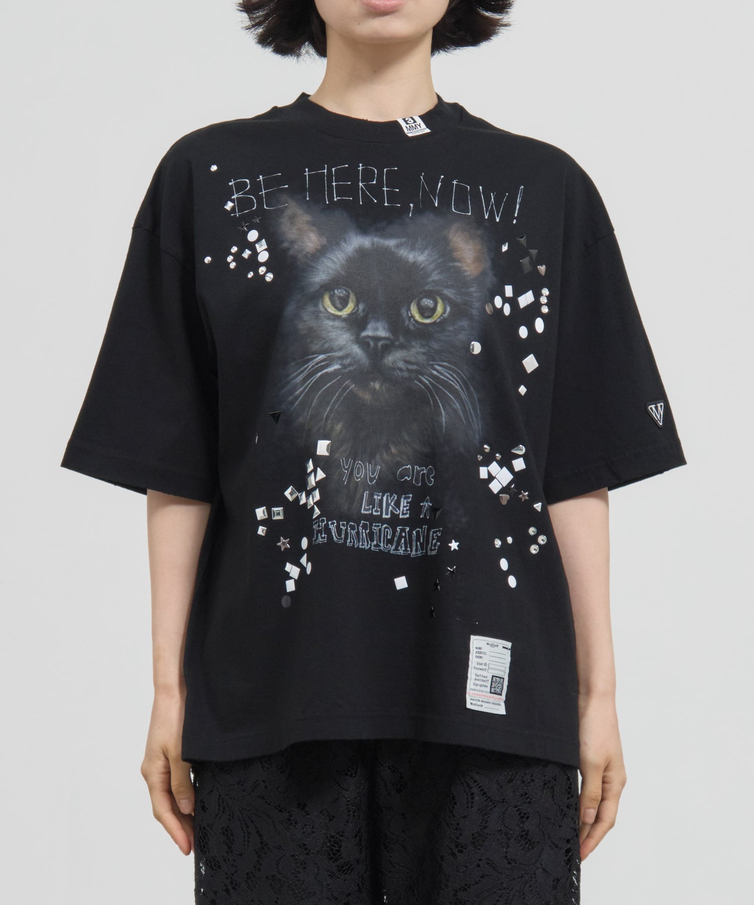 EMBELLISHED DISTRESSED TEE Maison MIHARA YASUHIRO