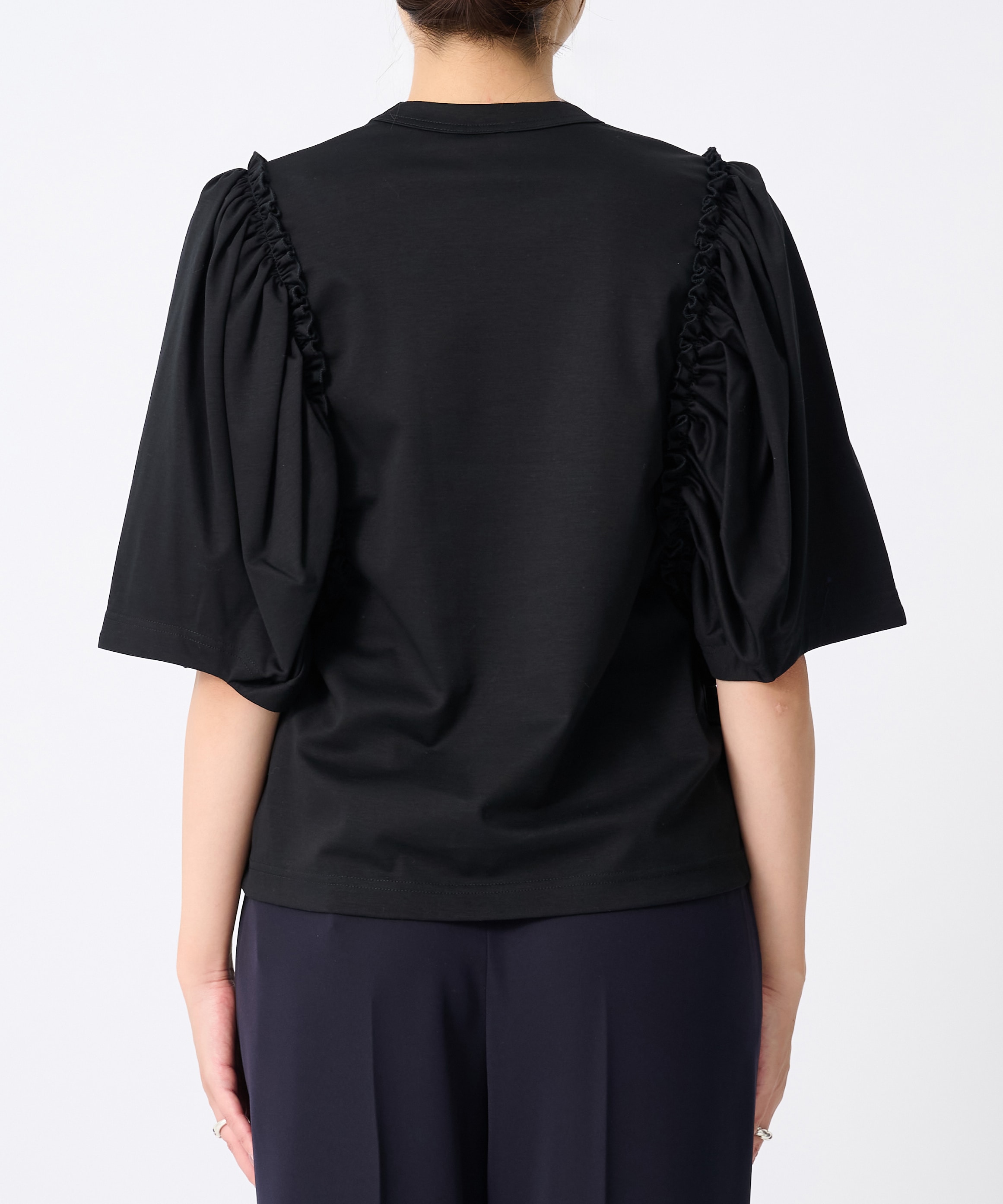 30-T016-051 noir kei ninomiya