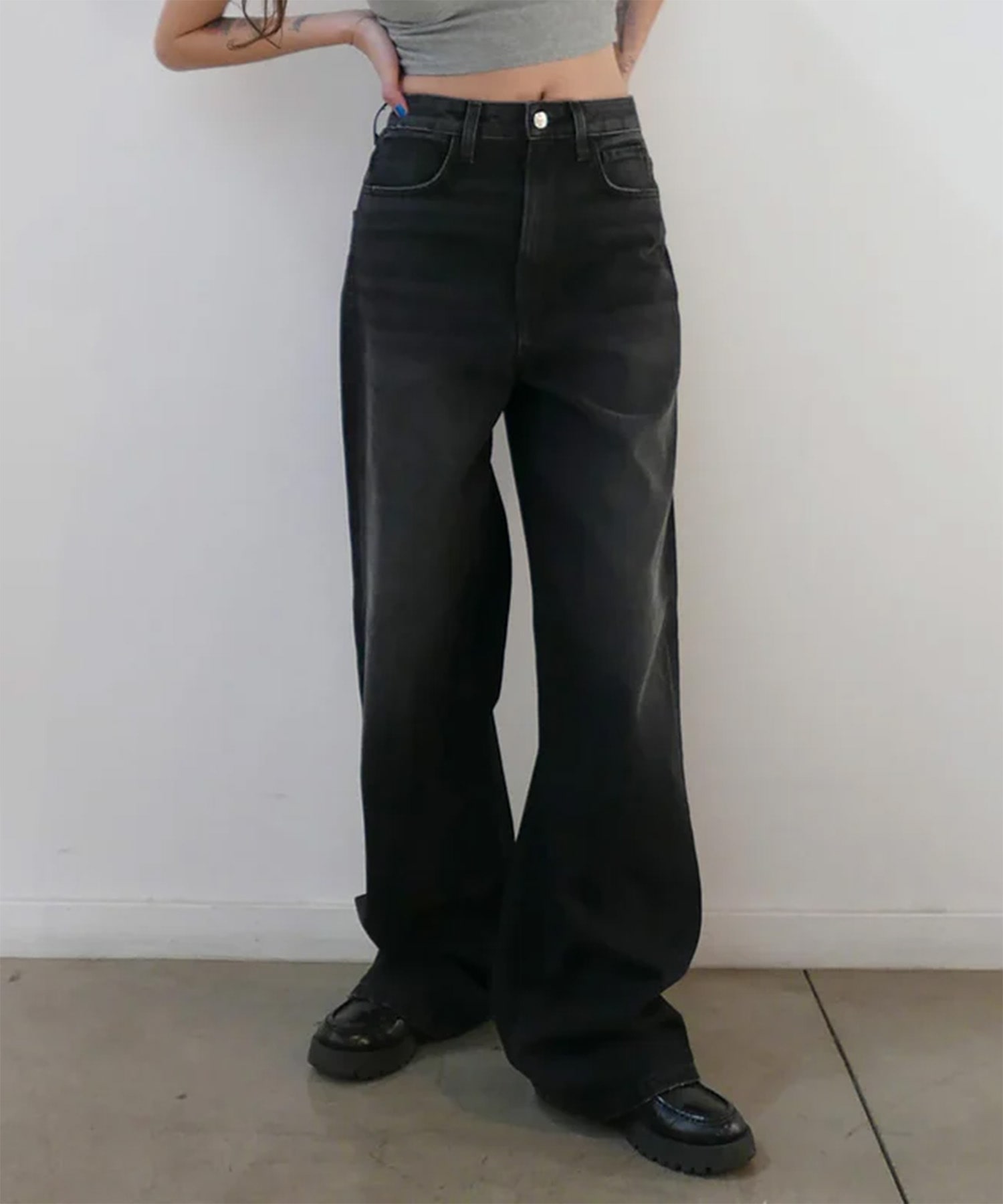 BAGGY WIDE FIT STUDIO R330