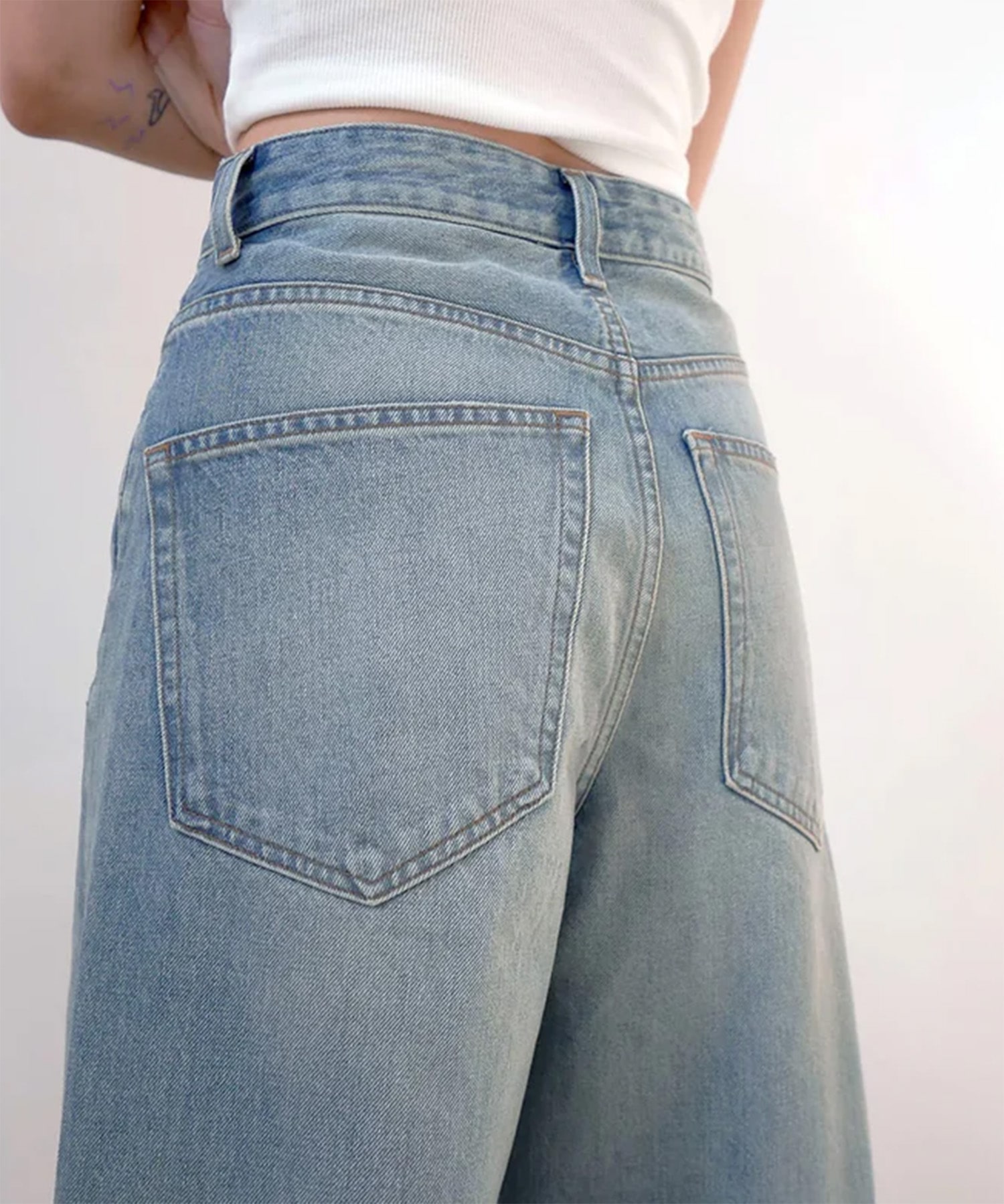 BAGGY WIDE FIT STUDIO R330
