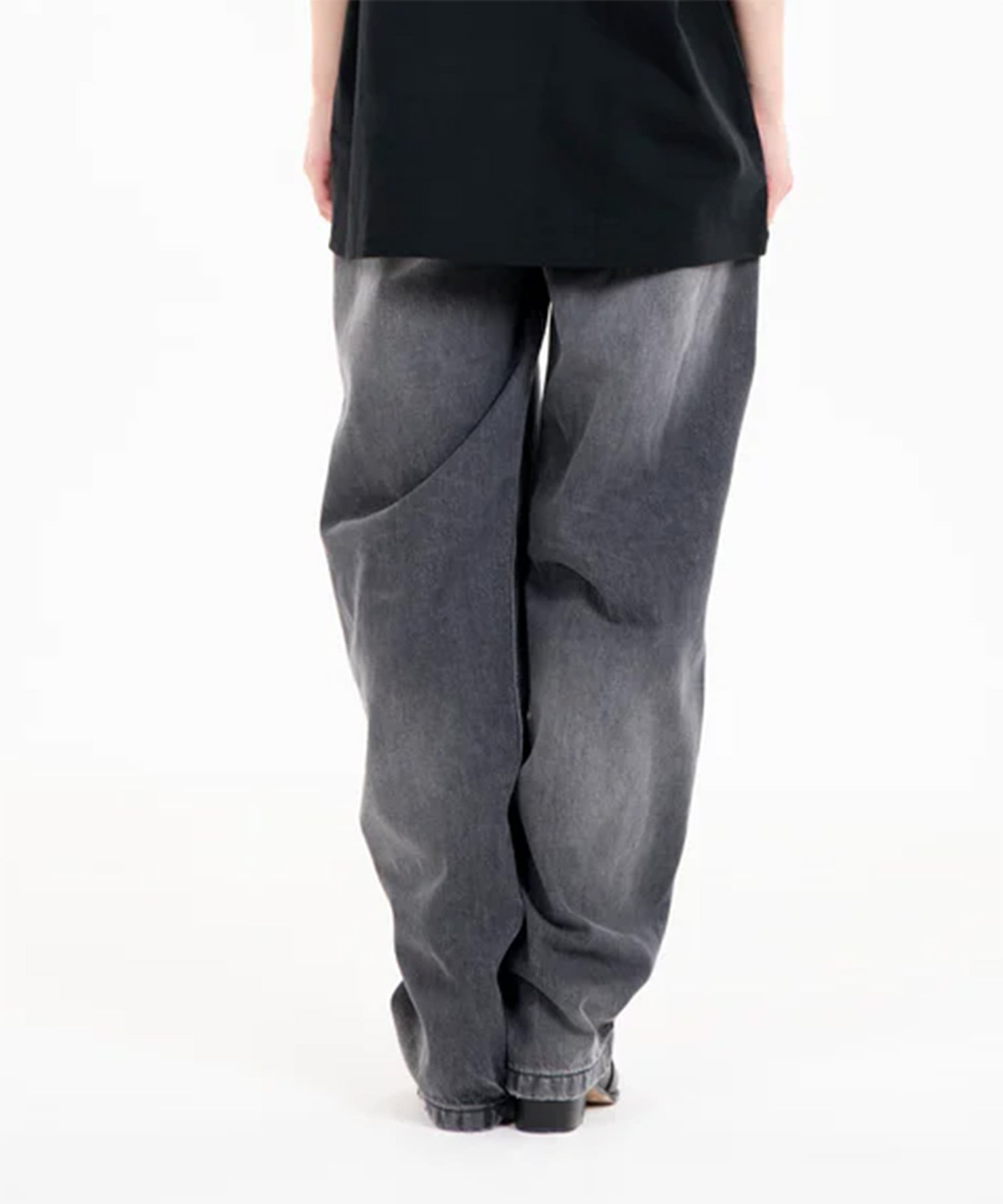 VINTAGE WIDE TAPERED STUDIO R330