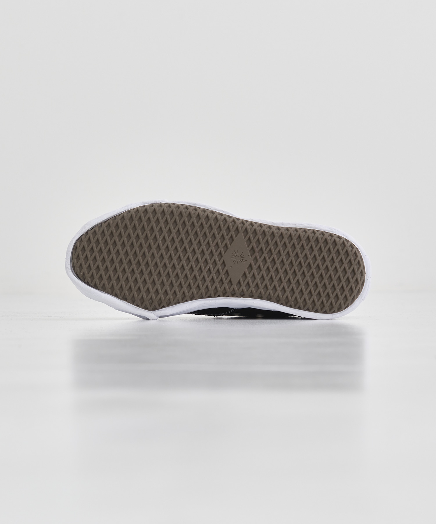 HANK Low Original Sole Canvas Low-Top Sneakers Maison MIHARA YASUHIRO