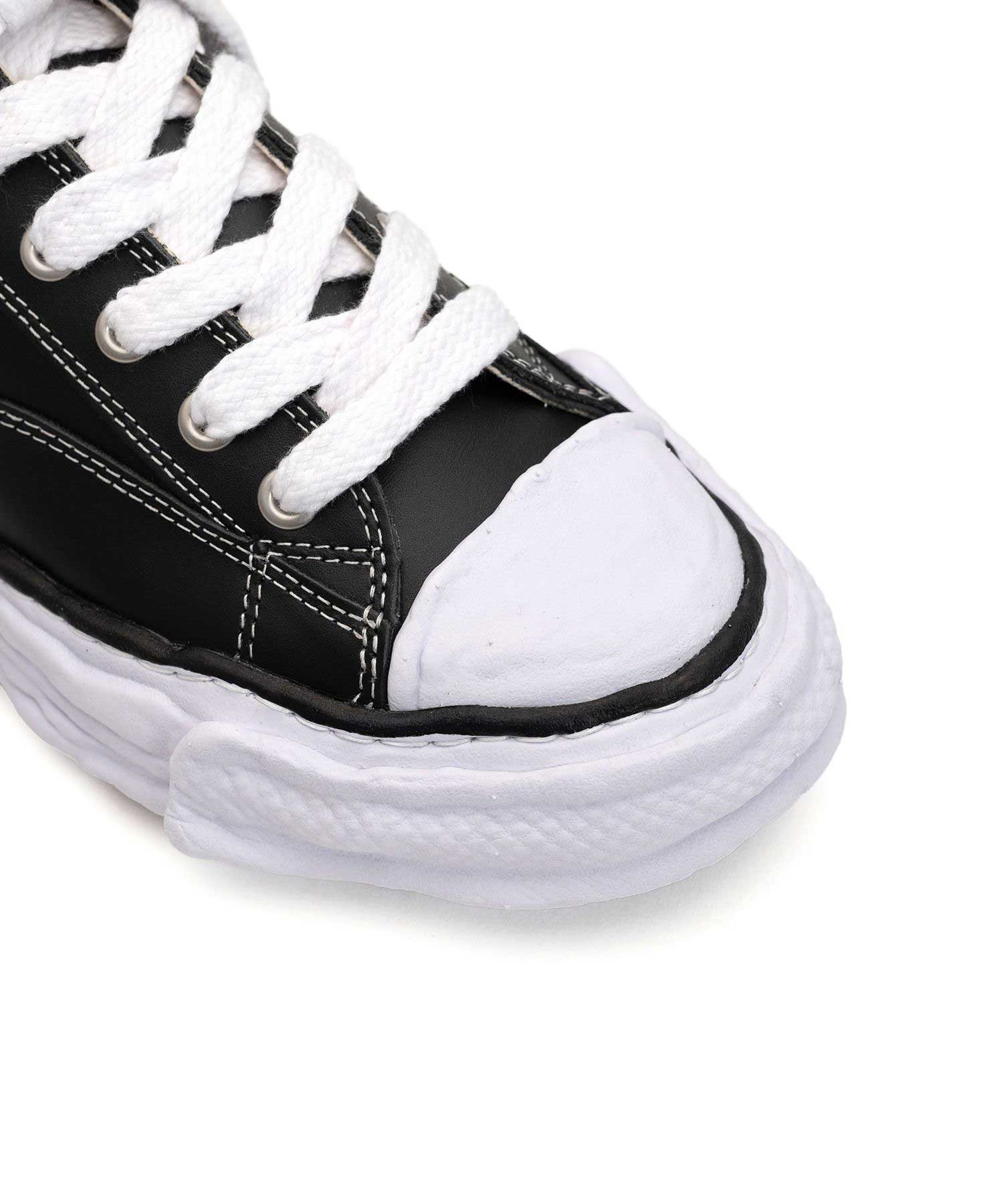 PETERSON23 Low Original Sole Leather Low-Top Sneakers Maison MIHARA YASUHIRO