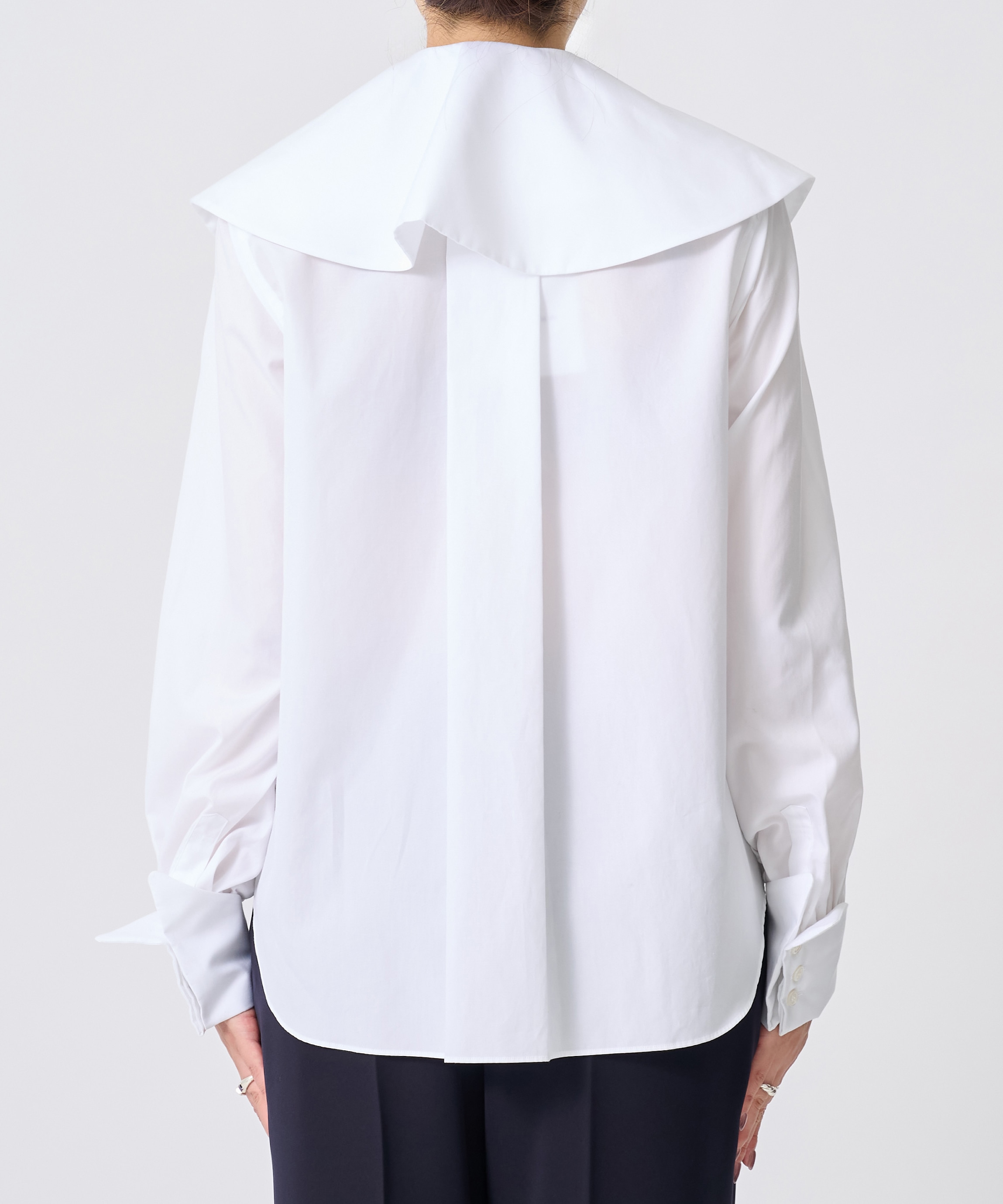 3P-B004-051 Flower Collar Shirt noir kei ninomiya