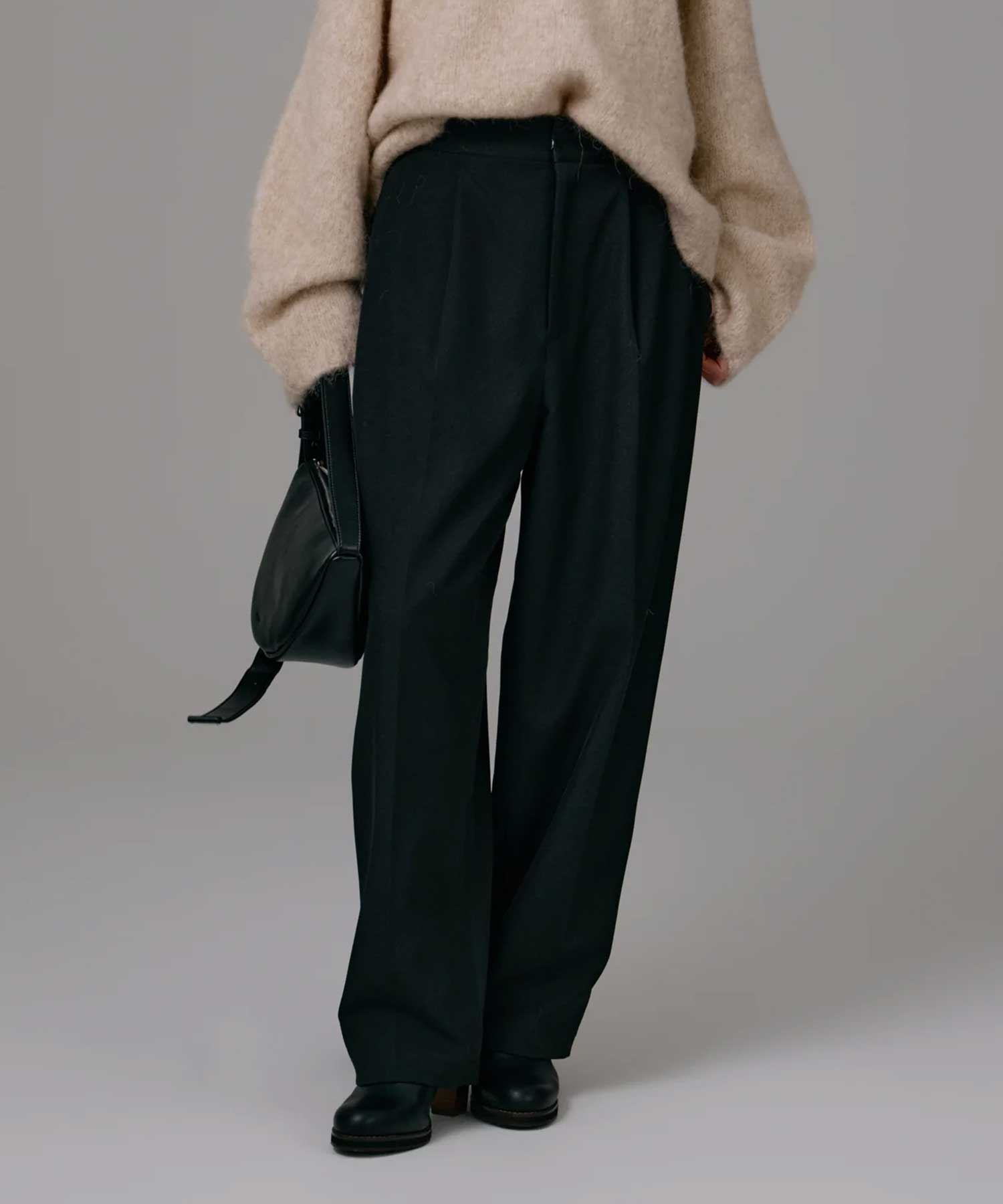 single tuck cocoon pants Louren
