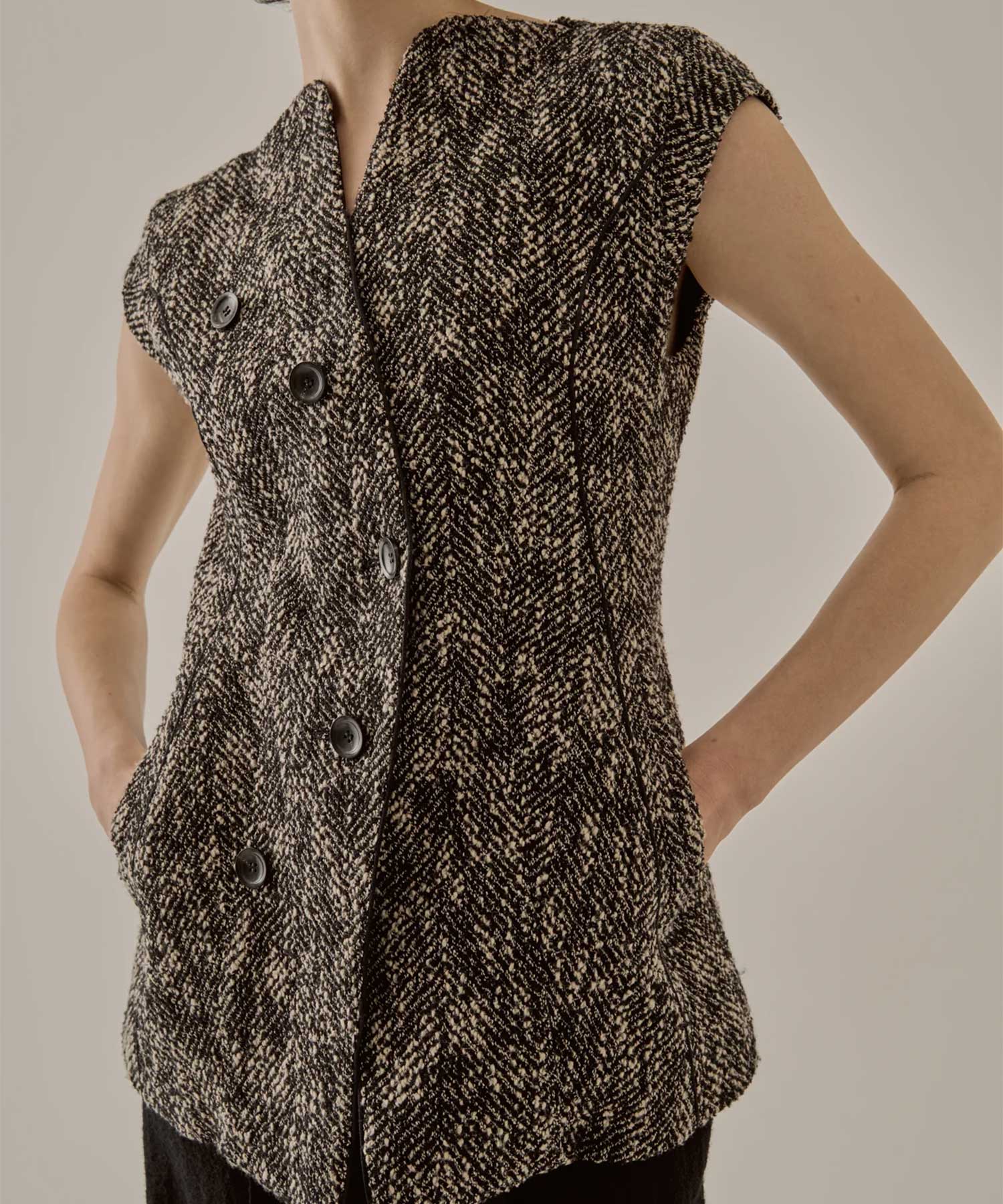 Sesilia tweed jacket BKWH AKIRANAKA