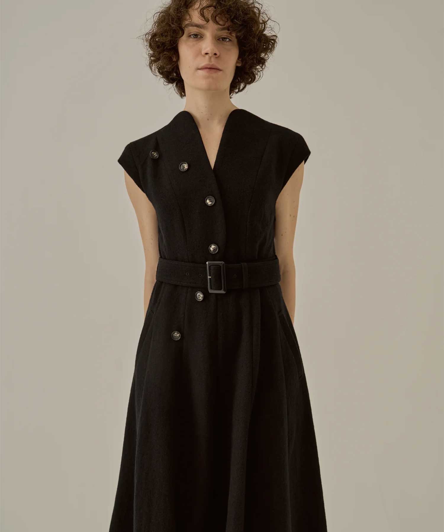 Sesilia dress AKIRANAKA