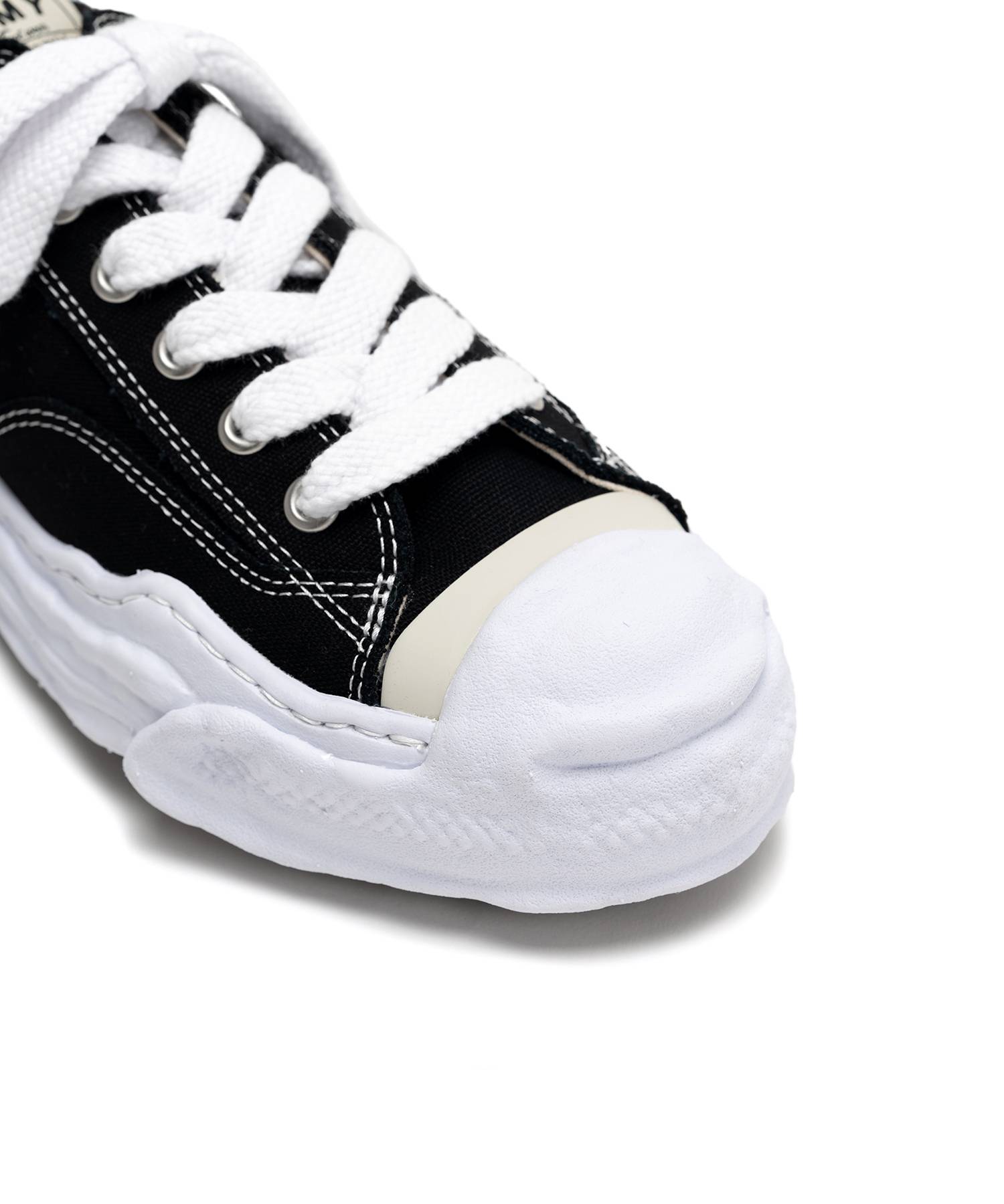 HANK Low Original Sole Canvas Low-Top Sneakers Maison MIHARA YASUHIRO