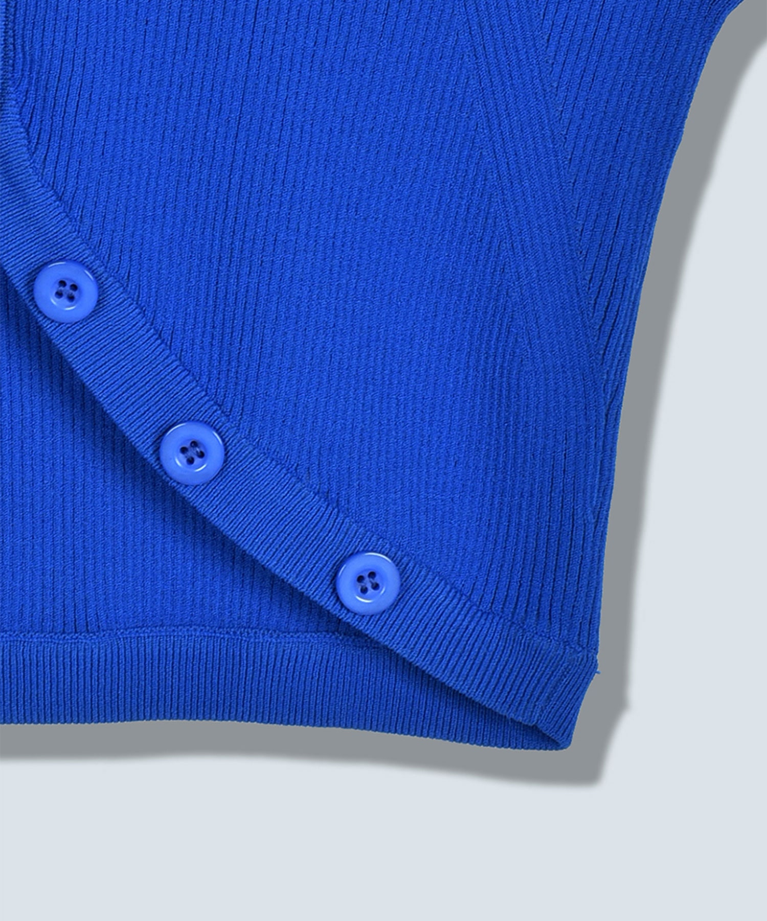 V NECK SHORT KNIT CD OMMO