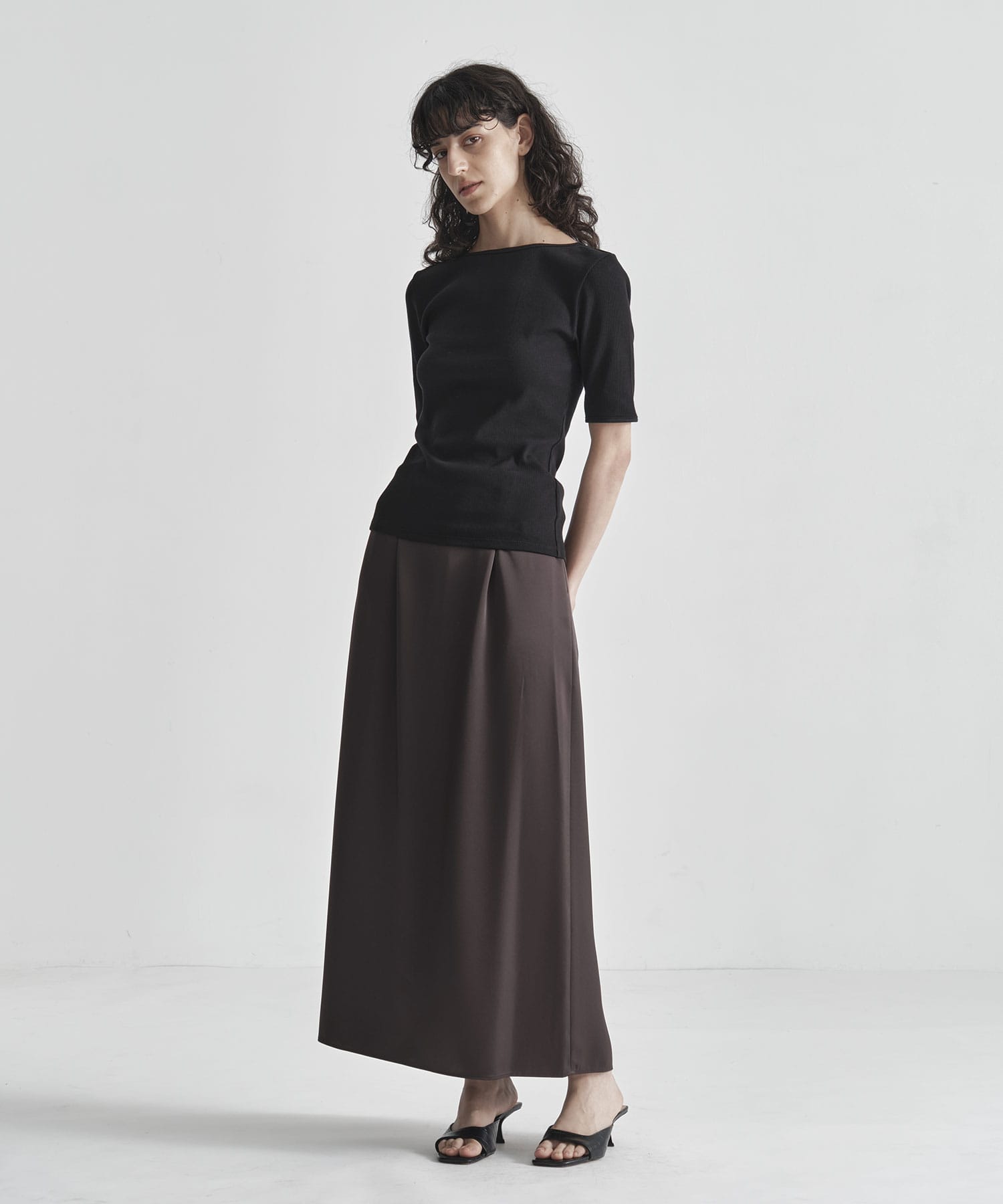 Satin Tight Skirt THE TOKYO