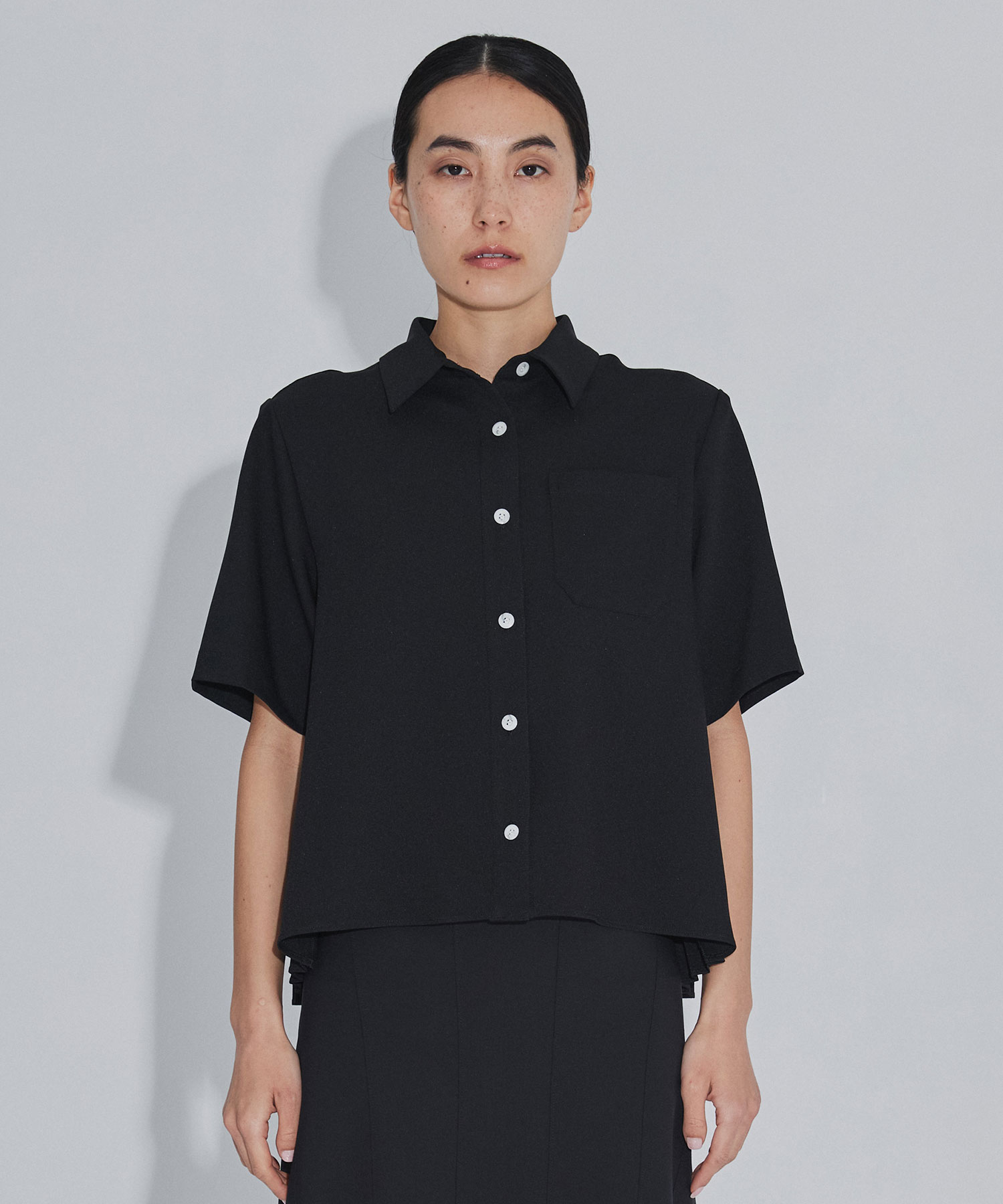 別注 Back pleats blouse EZUMi