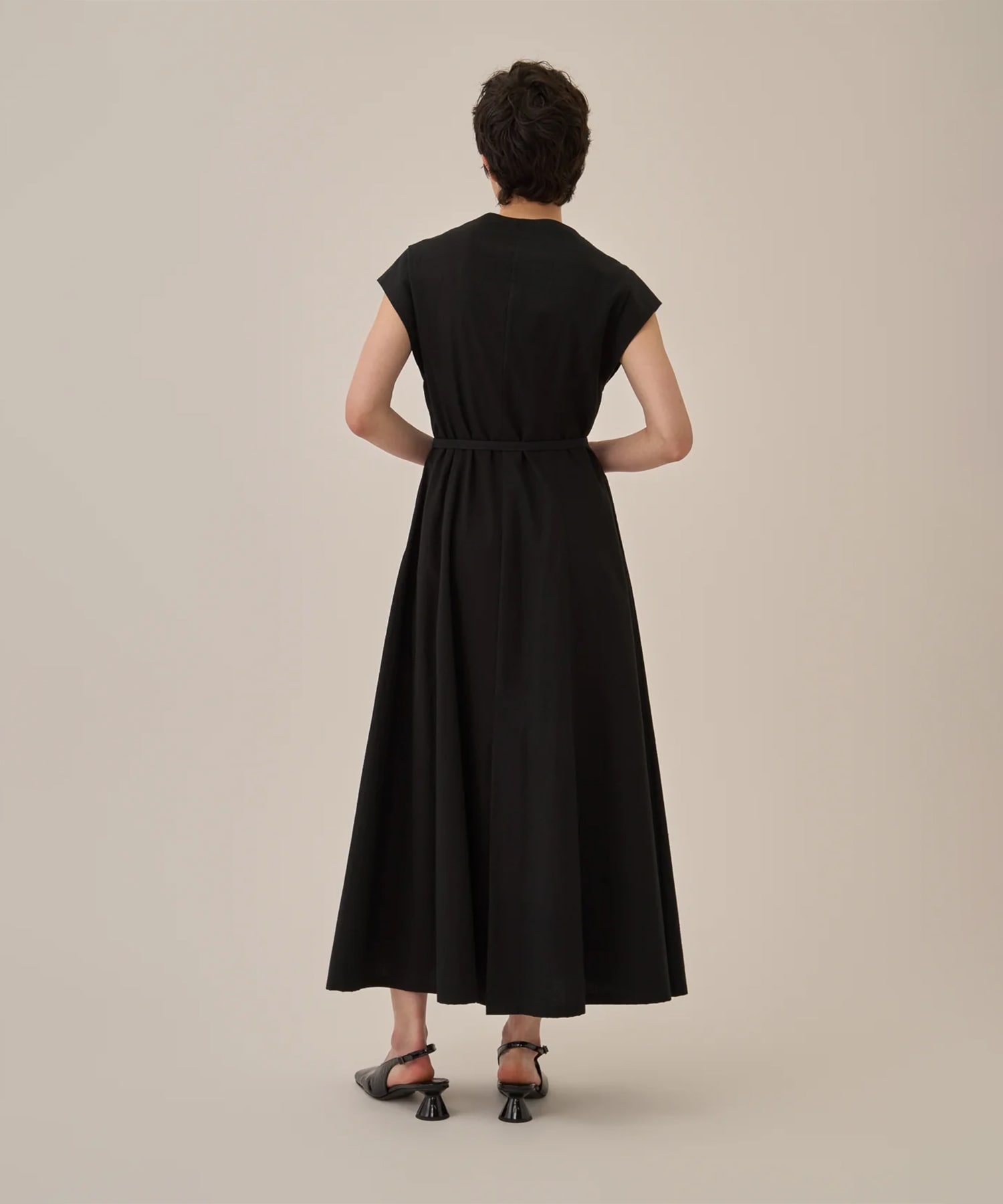 Sesilia asymmetry panel dress AKIRANAKA