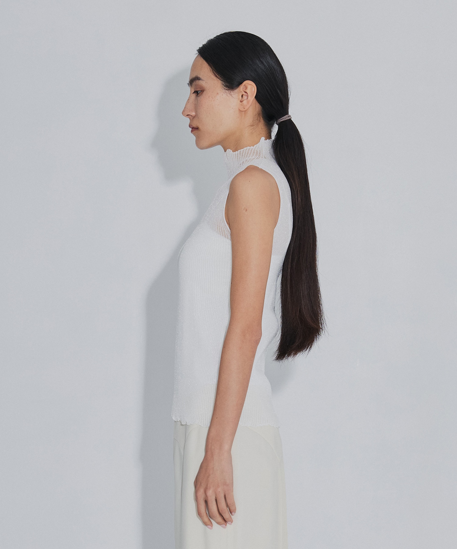 HYPHA LUCENT GLITTER SLEEVELESS TOP CFCL