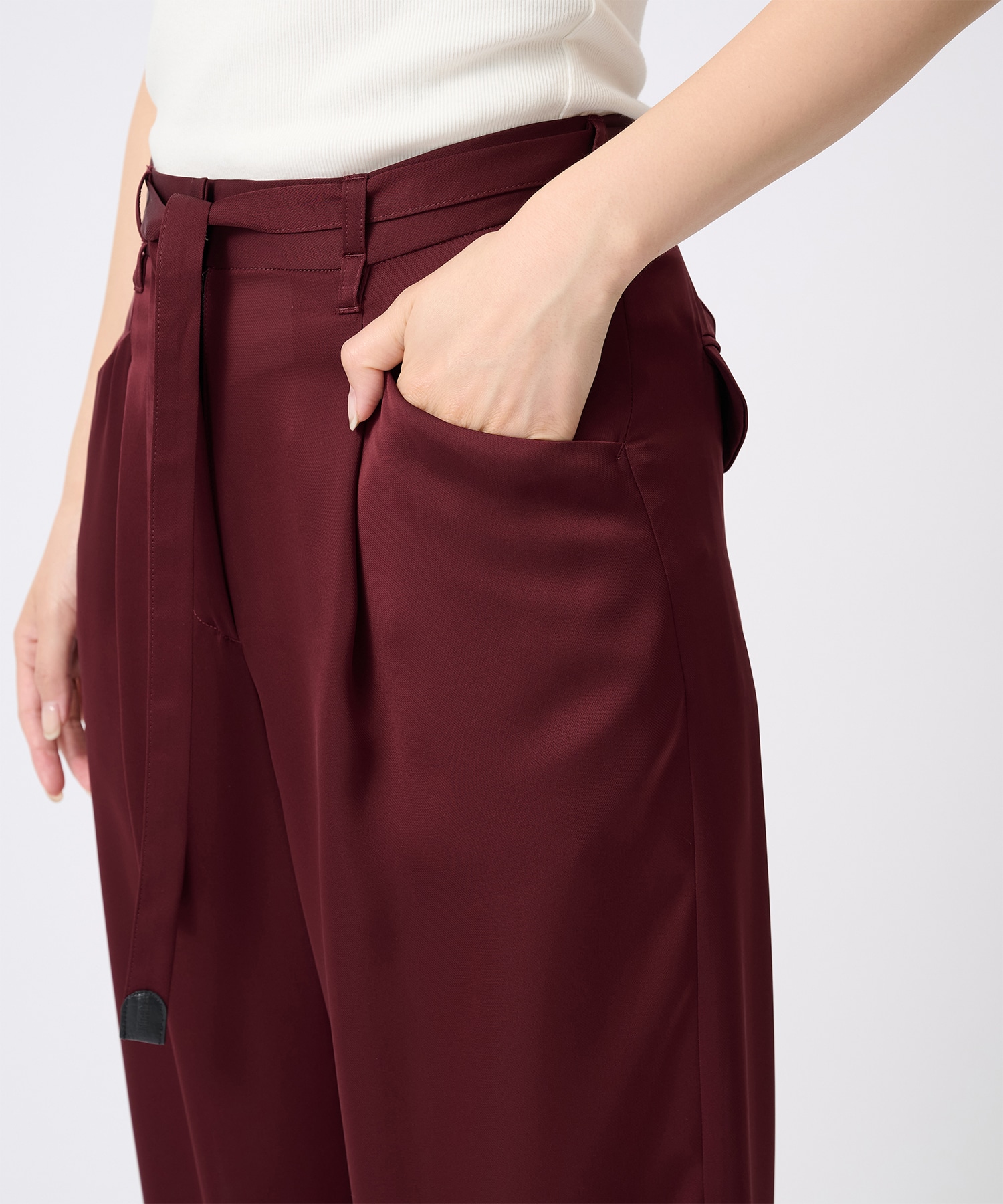 Satin Straight Pants THE TOKYO