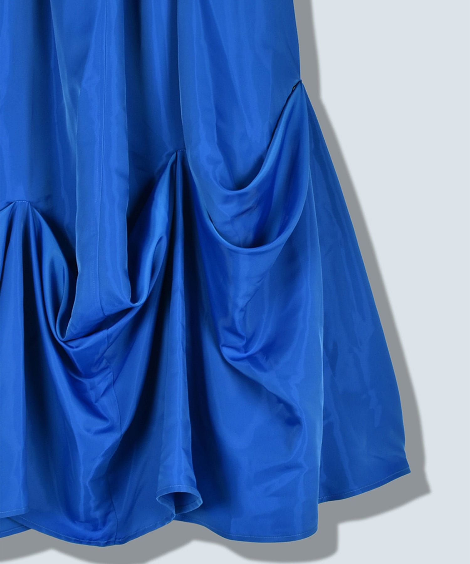 UP TUCK VOLUME SK OMMO