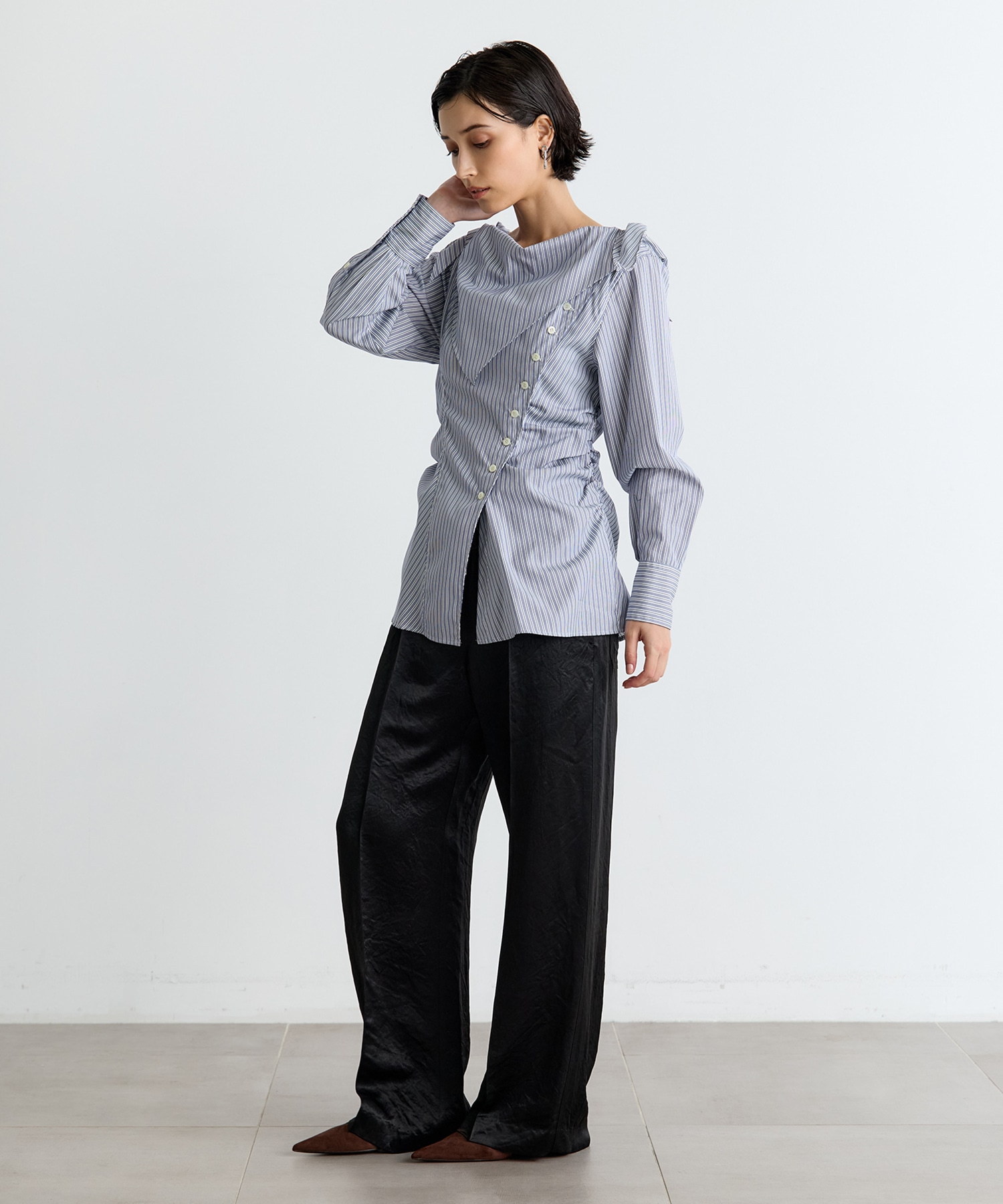 COTTON STRIPE SCARF COLLAR BLOUSE 