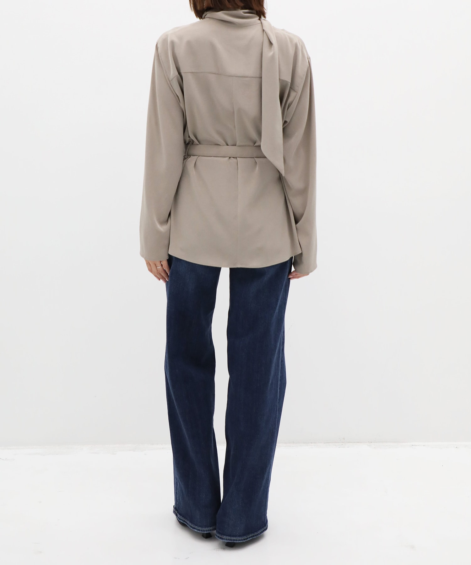 Izabela drape collar pullover BE AKIRANAKA