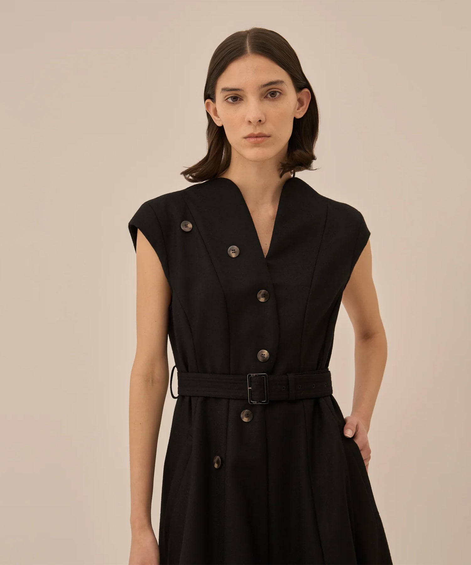 Sesilia dress AKIRANAKA