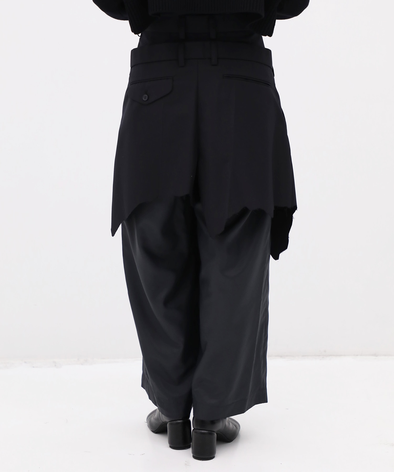 26WCL-P04110 Pants kolor