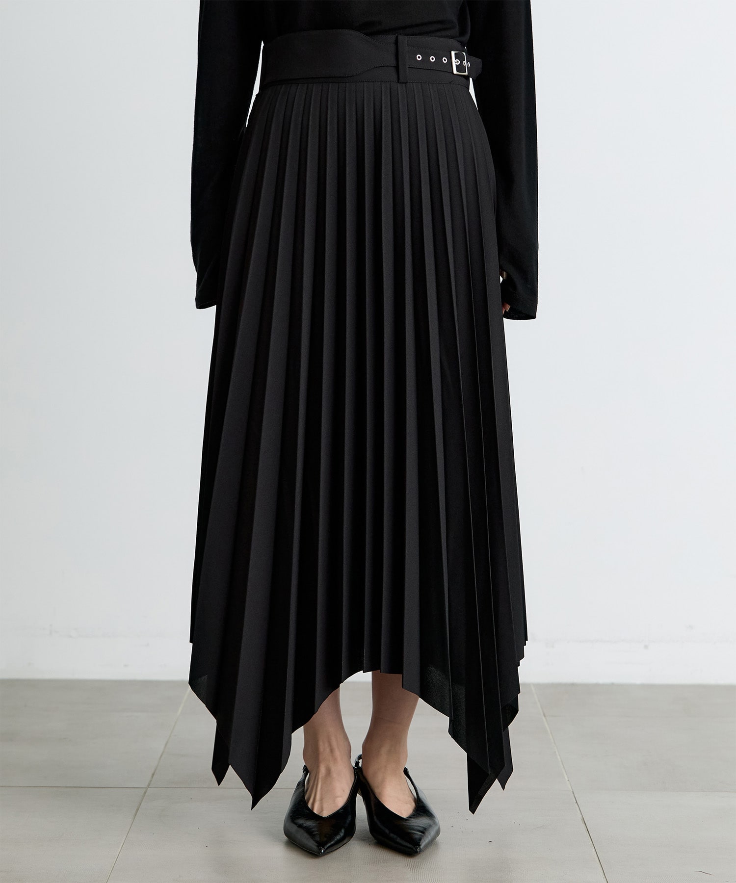 Eliza Pleats Skirt EZUMi