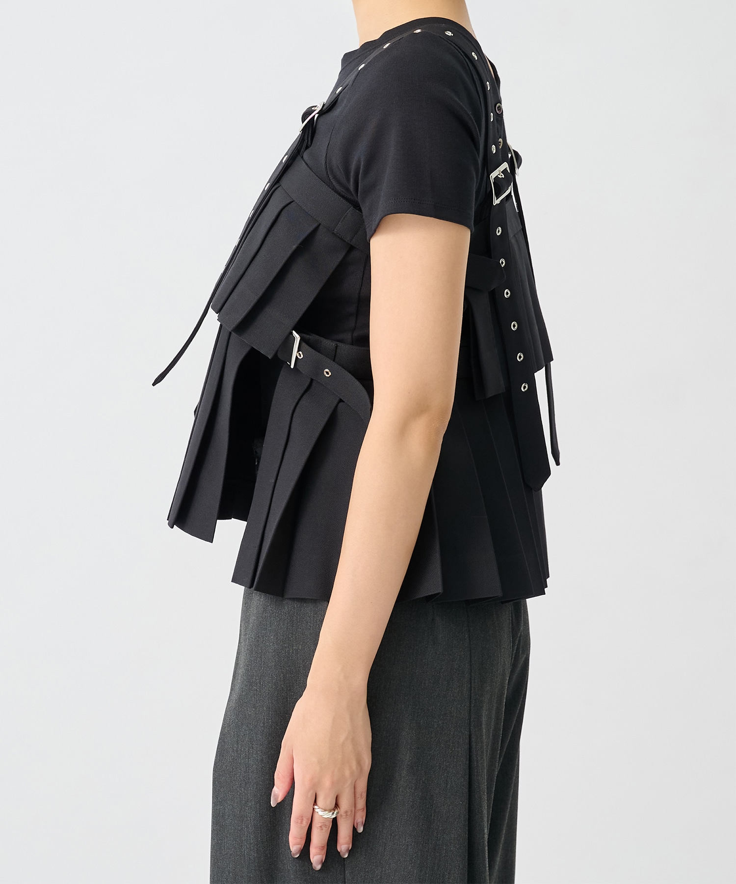 3R-V008-051 Pleats Bustier noir kei ninomiya