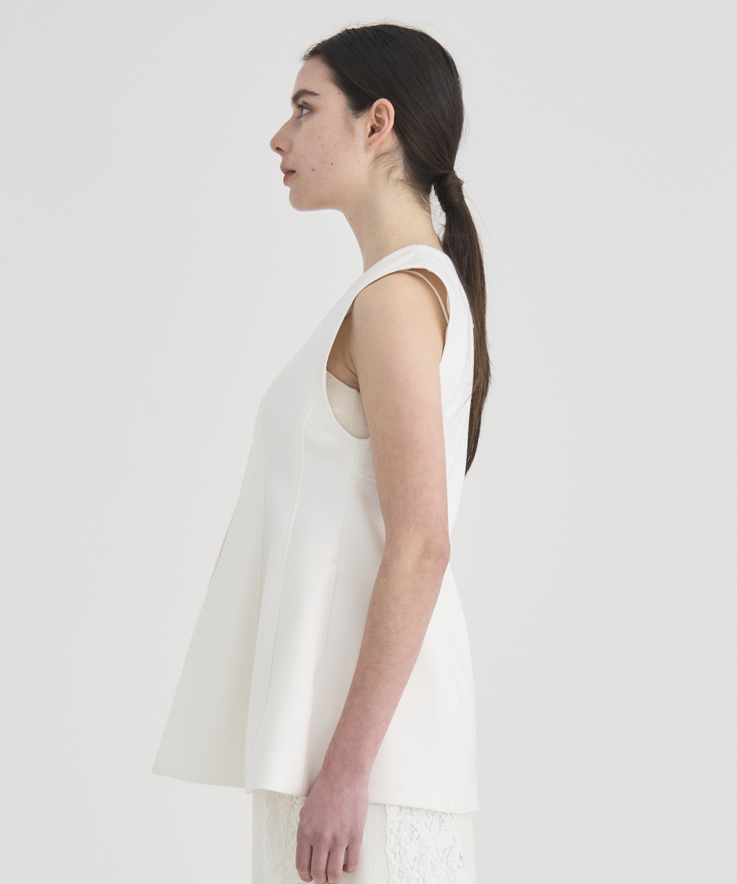 Arch Pattern Cut Vest RITAN