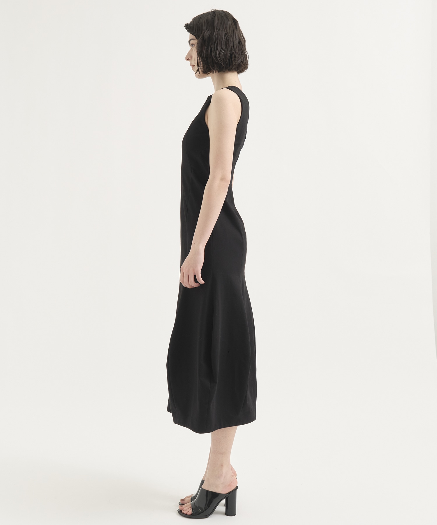 Curve Pattern One-Piece RITAN