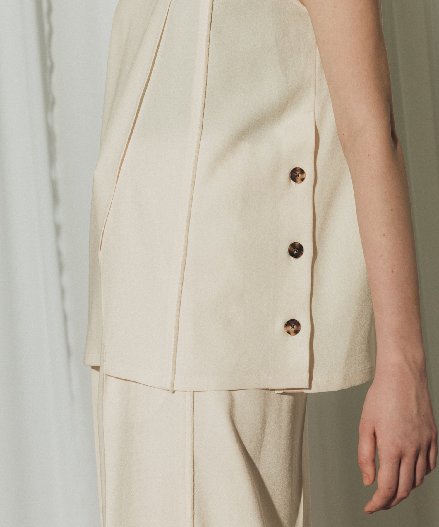 Back Satin Georgette Tops CITY TOKYO