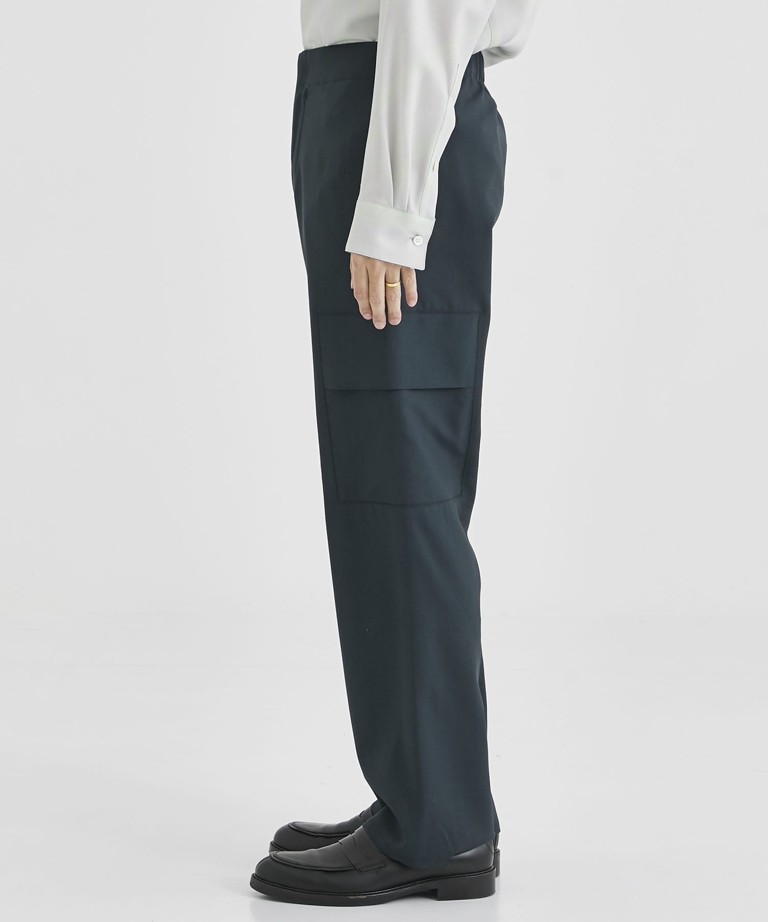 TROPICAL WOOL CARGO PANT(0 OLIVE): OVERCOAT: MEN｜THE TOKYO ONLINE