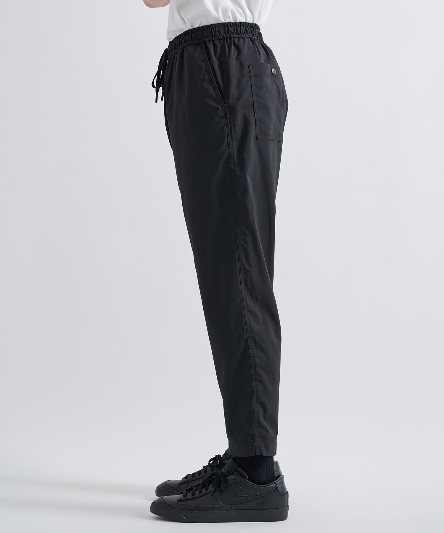 TAPERED PANTS White Mountaineering