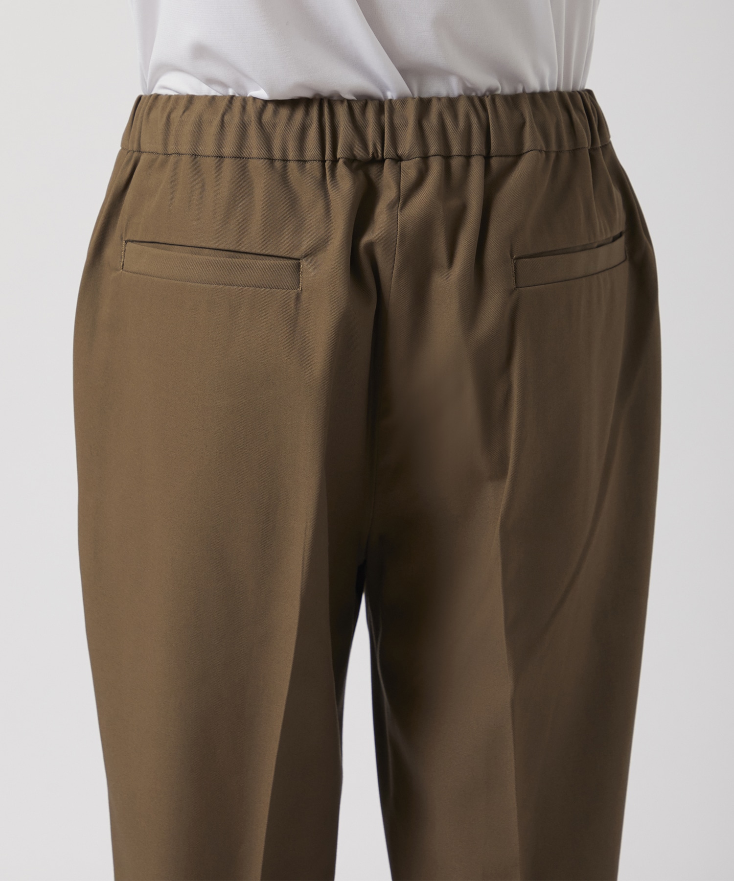 FLAT TAPERED EASY TROUSERS MARKAWARE