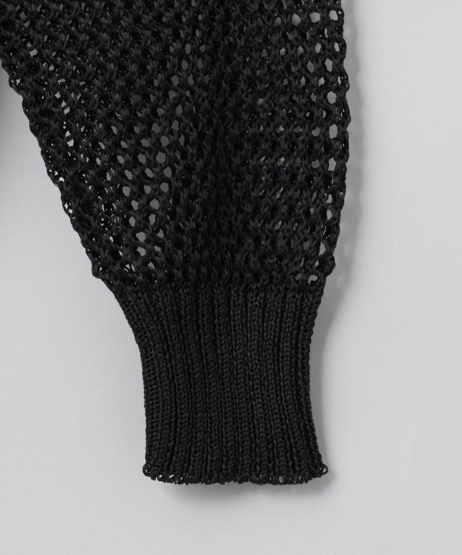 MESH OVER KNIT sulvam