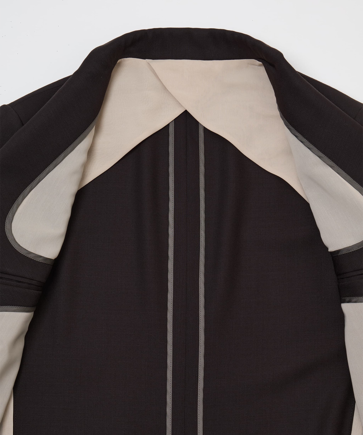 MODIFIED SHAWL COLLAR JACKET IRENISA