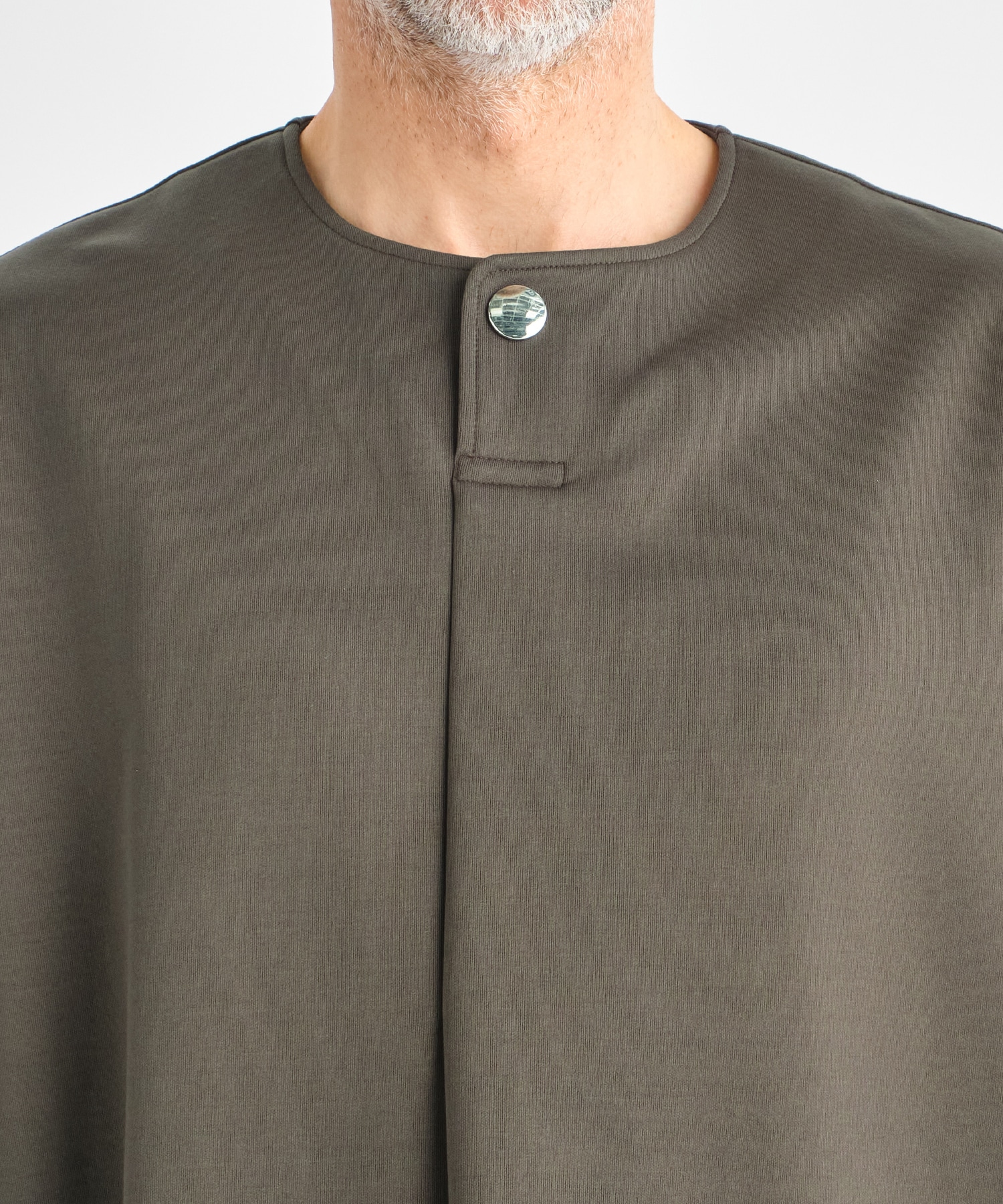 RERACS FRONT TUCK HENLY NECK T-SHIRT THE RERACS
