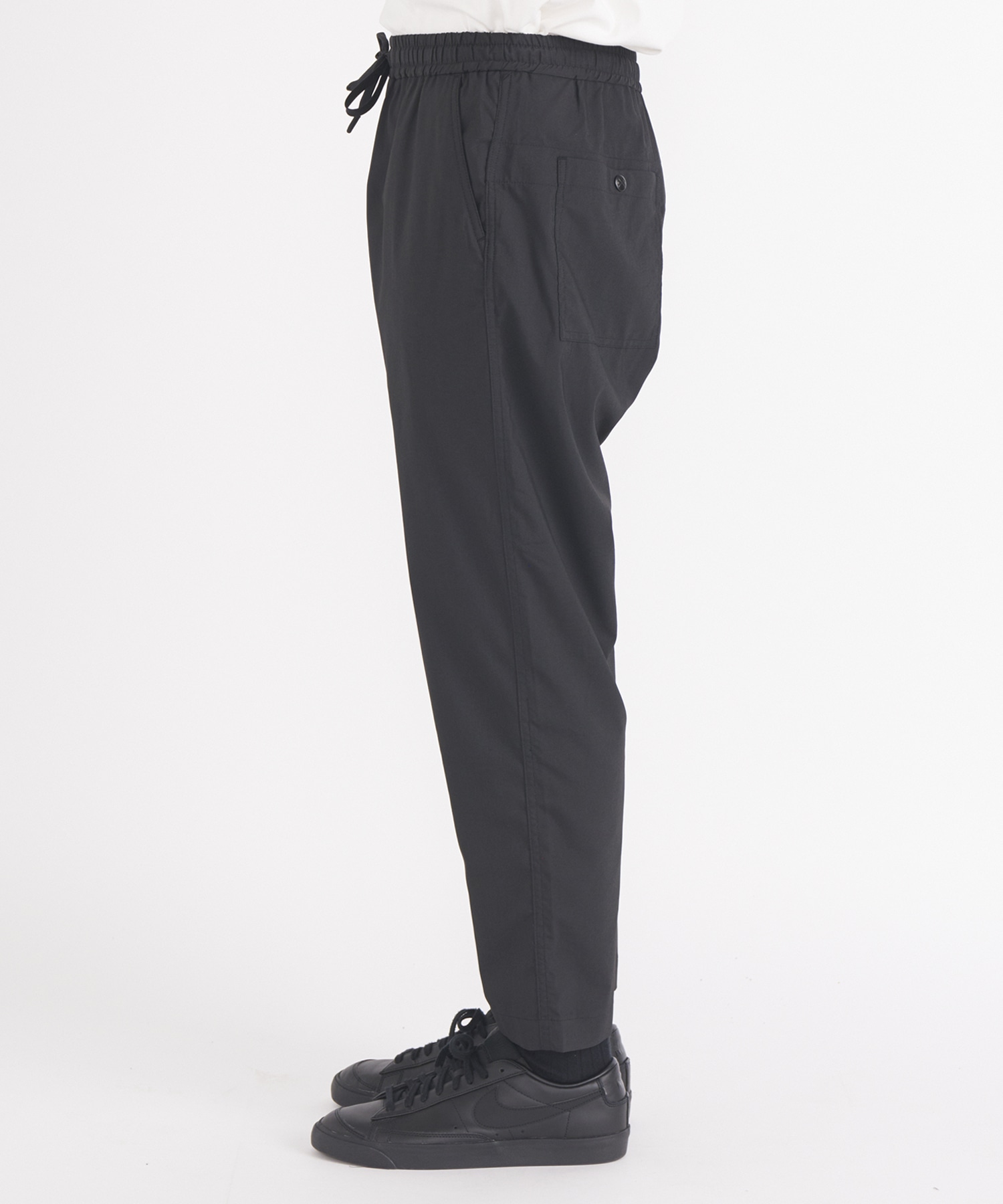 TAPERED PANTS(1 BLACK): White Mountaineering: MENS｜THE TOKYO