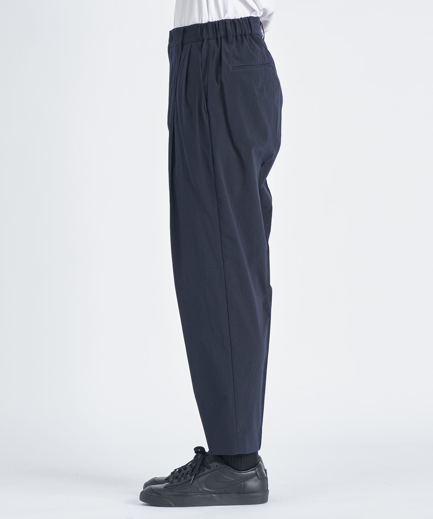 着た方が涼しい Pintucrease Wide Tapered Pants THE TOKYO