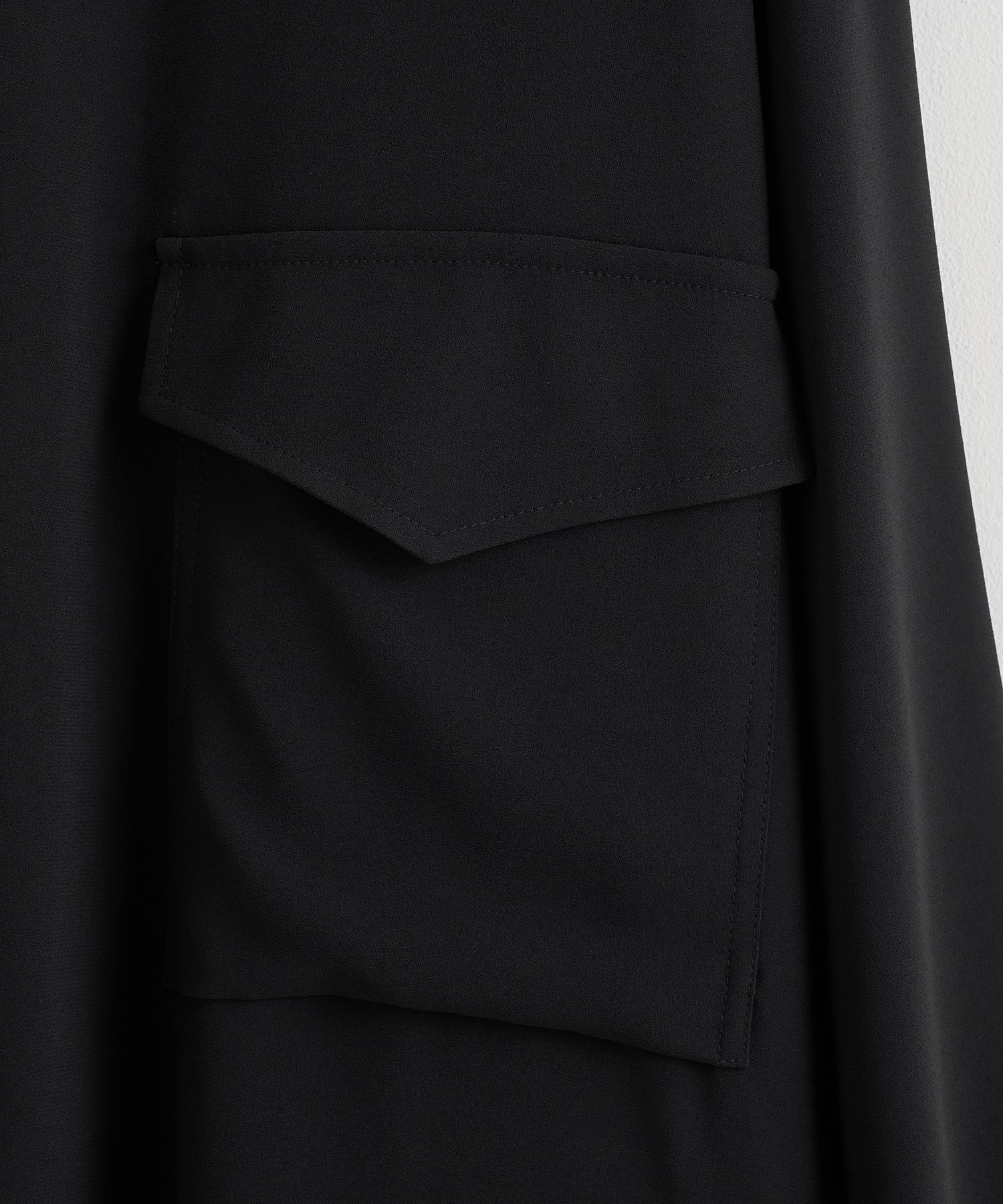 Pocket Long Sleeve Pullover UJOH HOMME