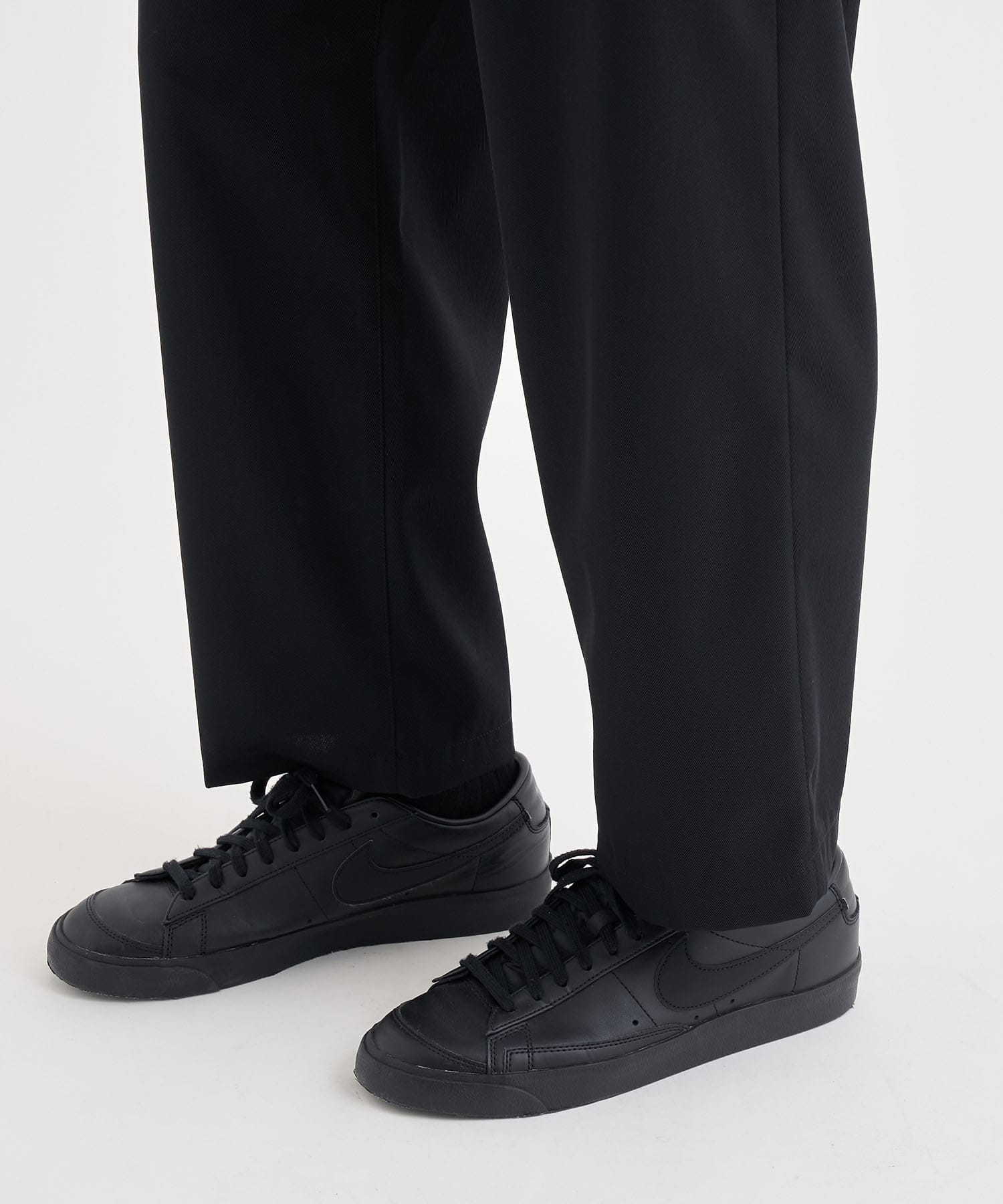 別注BELTED TAPERED PANTS IRENISA