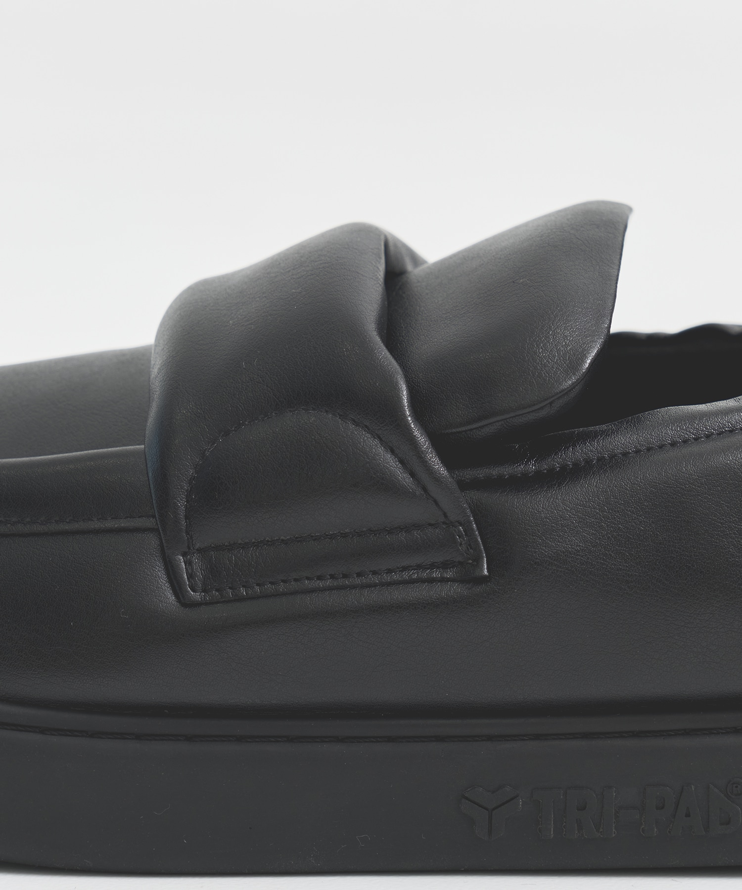 SOFT-PAD LOAFER foot the coacher