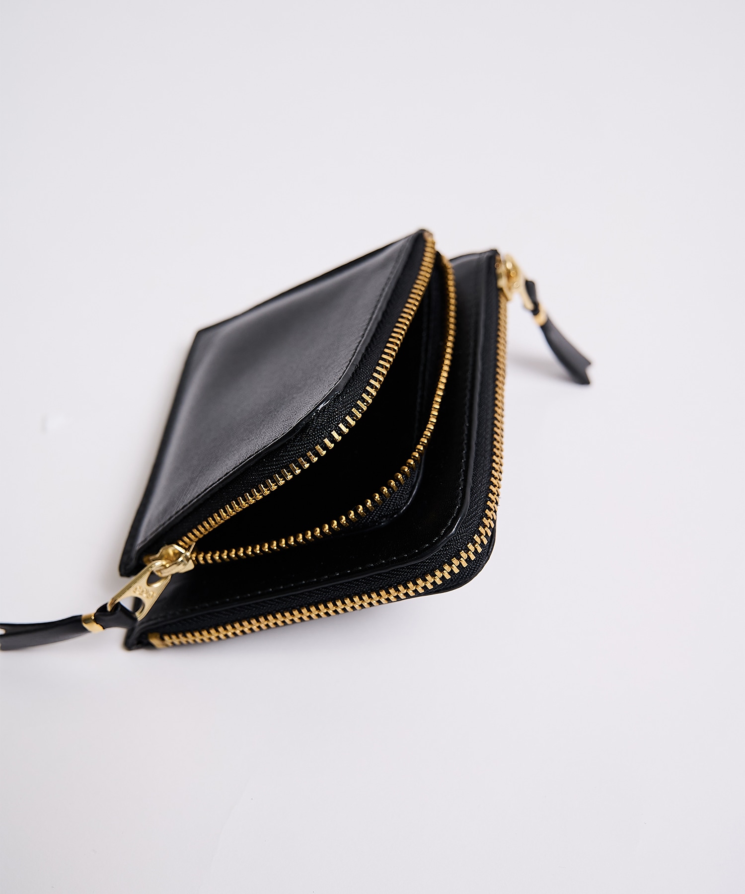 OUTSIDE POCKET L SHAPED ZIP WALLET Wallet Comme des Garcons
