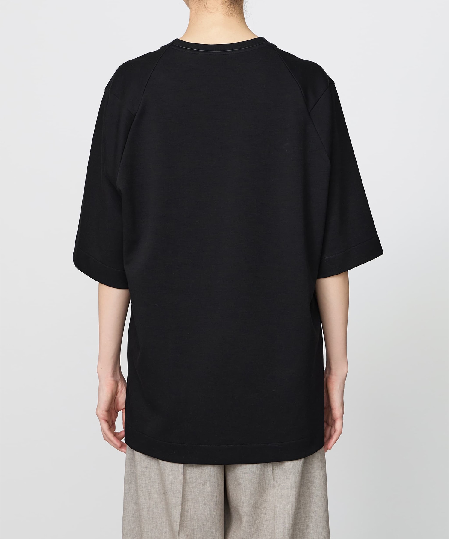 【イレニサ】HALF-SLEEVED T-SHIRT IRENISA