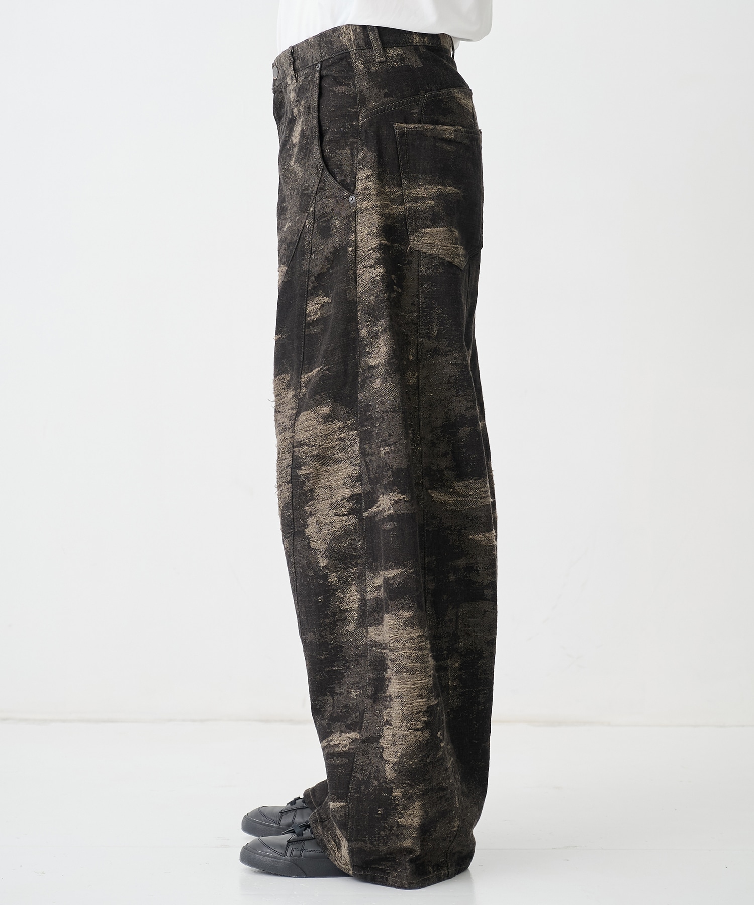 【ターク】TA26AW-PT035 DENIM CURVED PANTS TAAKK