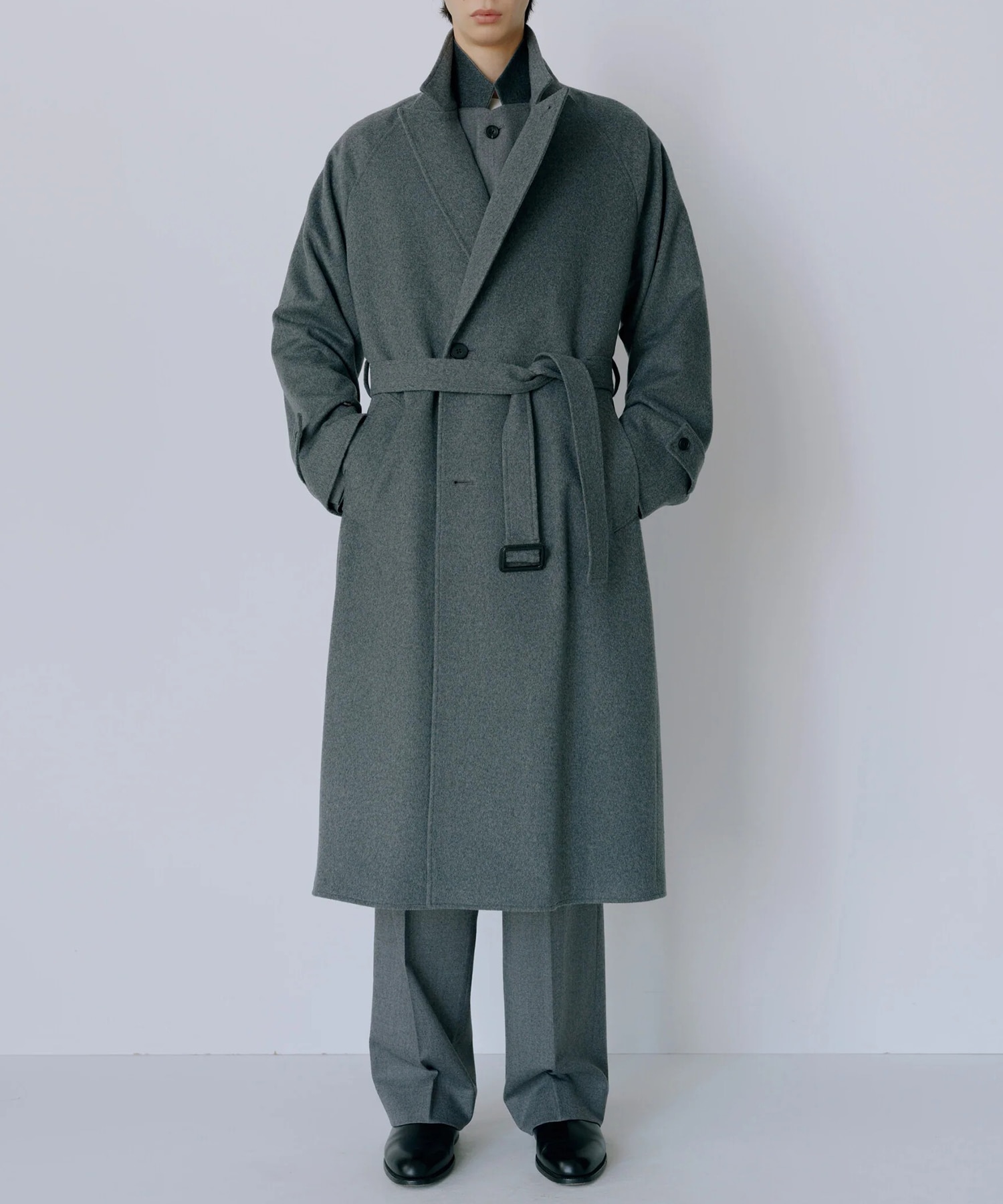 【シュタイン】ST.1533 WOOL CASHMERE OVERSIZED PEAK LAPEL CHESTER COAT ssstein