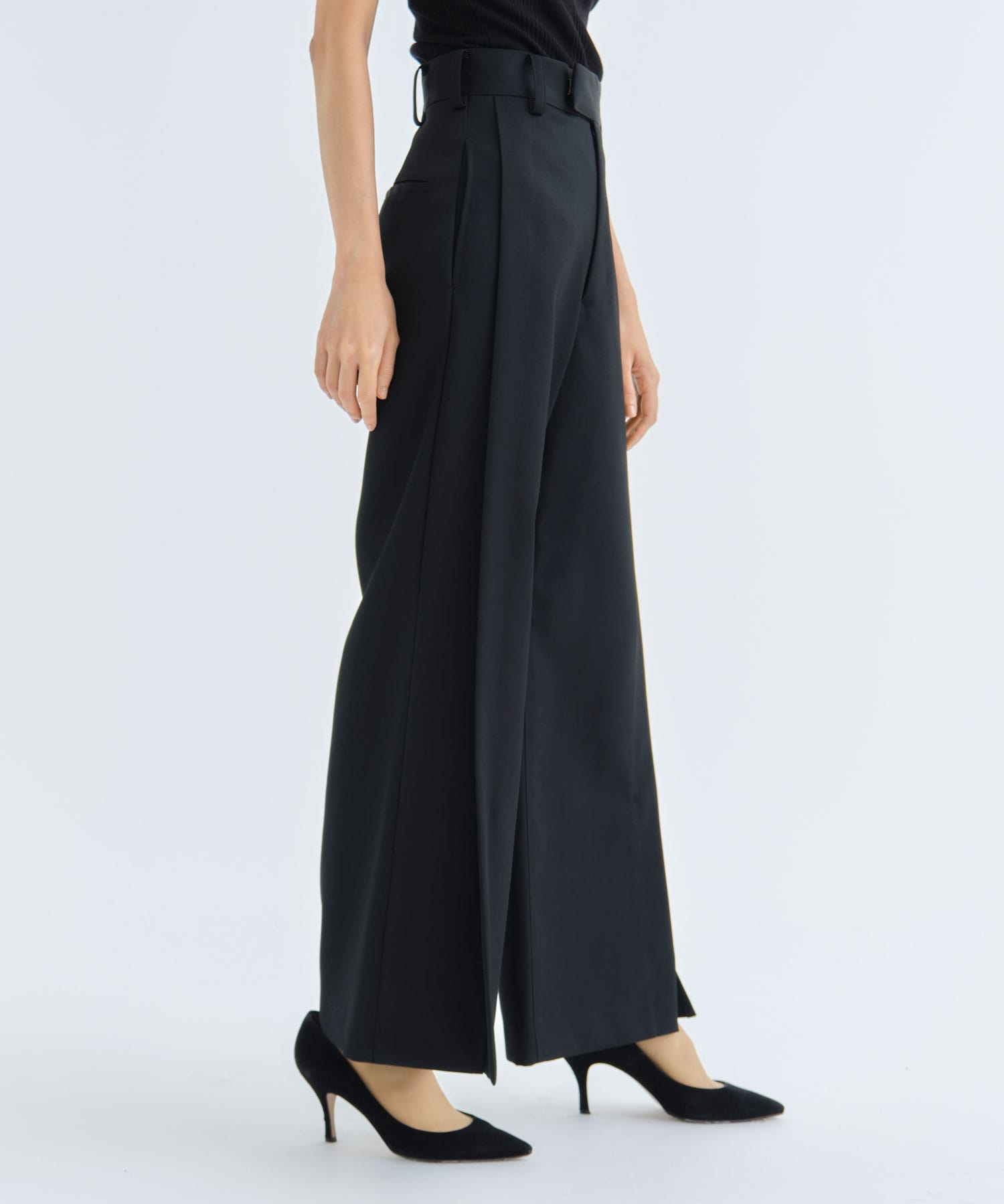 Slit Flare PNT(1 BLACK): UJOH: WOMEN｜THE TOKYO ONLINE STORE