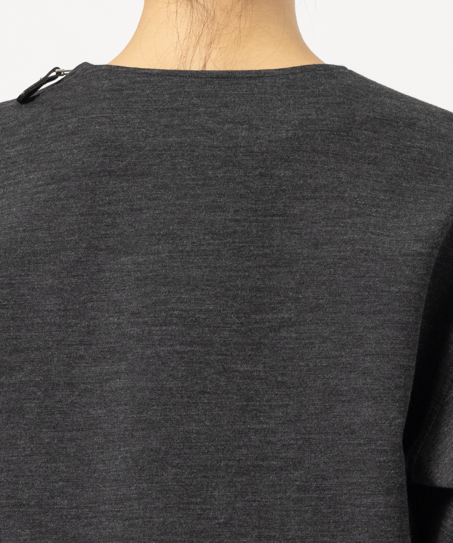 THE SIDE ZIP PULLOVER SHORT T-SHIRT L/S THE RERACS