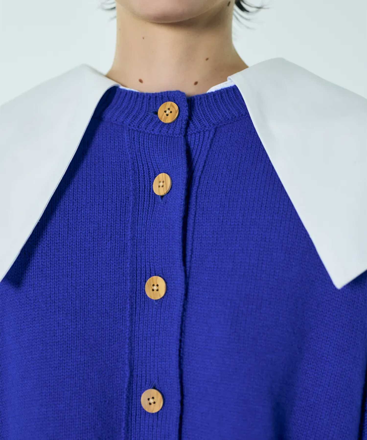 CLASSICAL COLLAR CARDIGAN ENFOLD