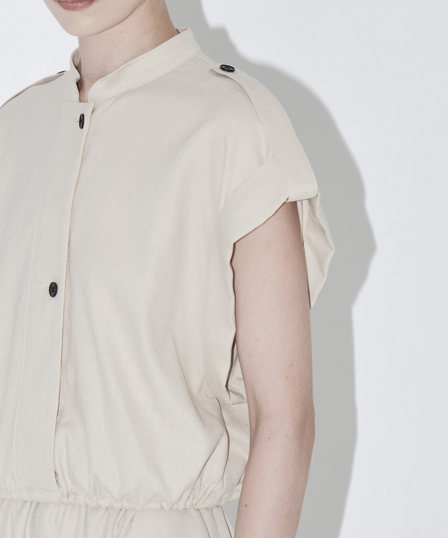Stand Collar Weist Gather Blouse THE TOKYO