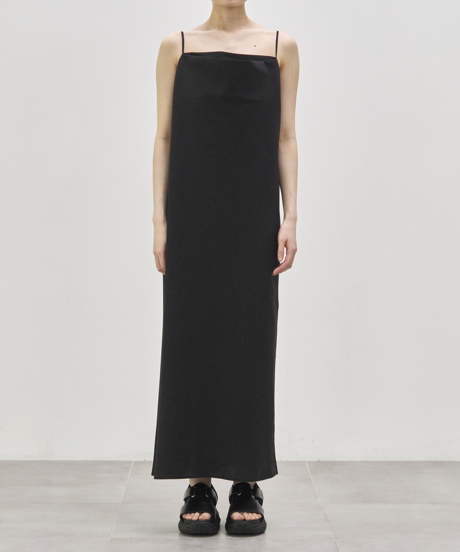 【WEB限定】shoulder strap dress Louren
