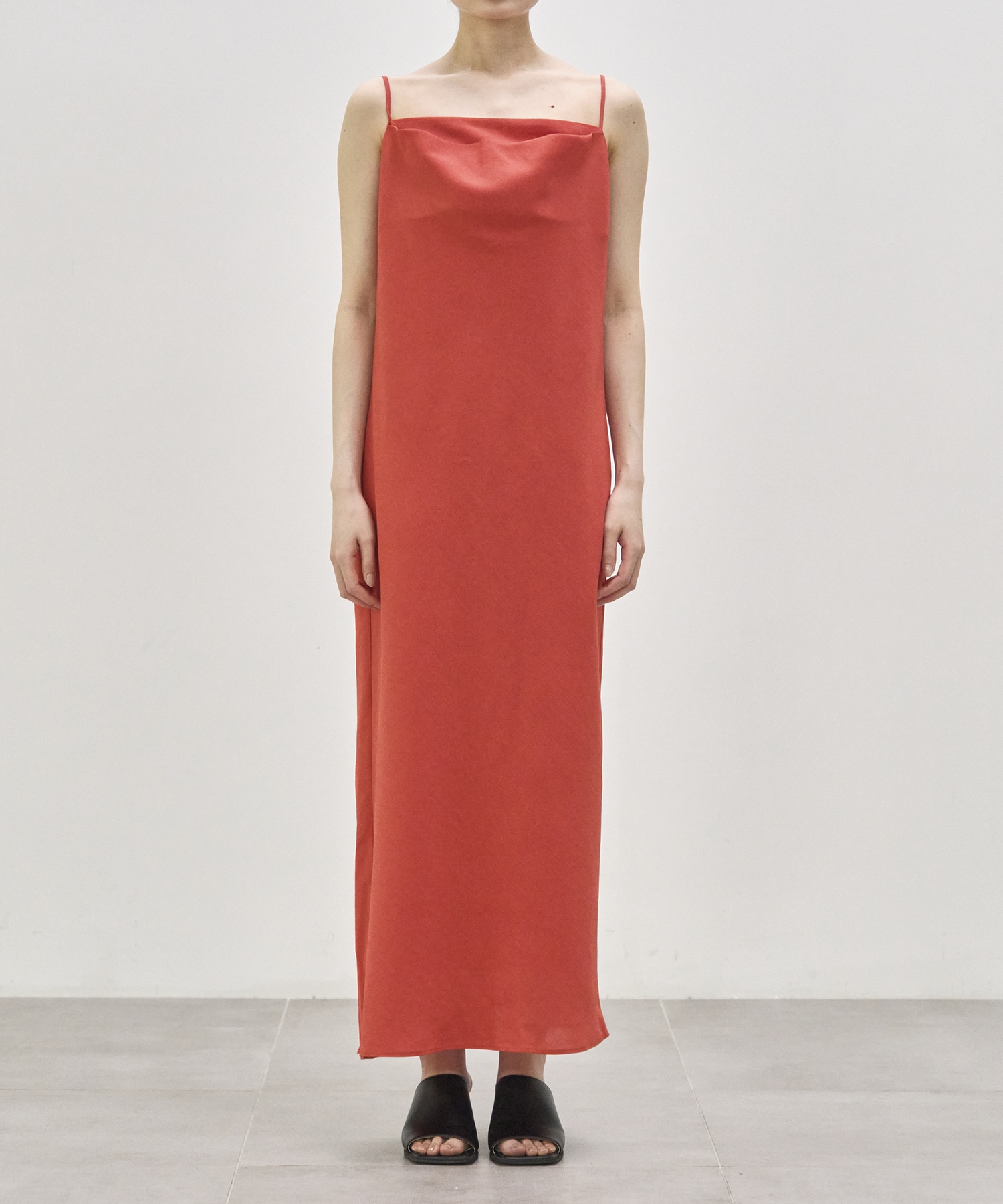 【WEB限定】shoulder strap dress Louren