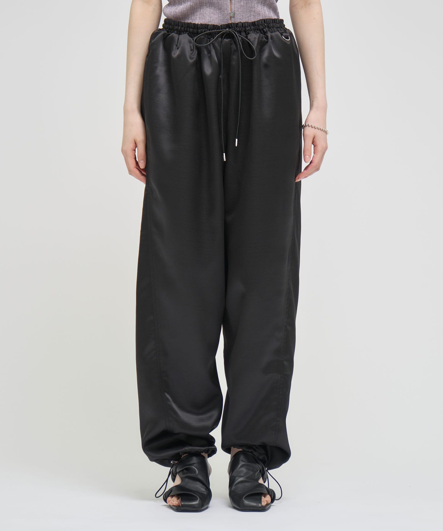 【WEB限定】shantung easy pants Louren